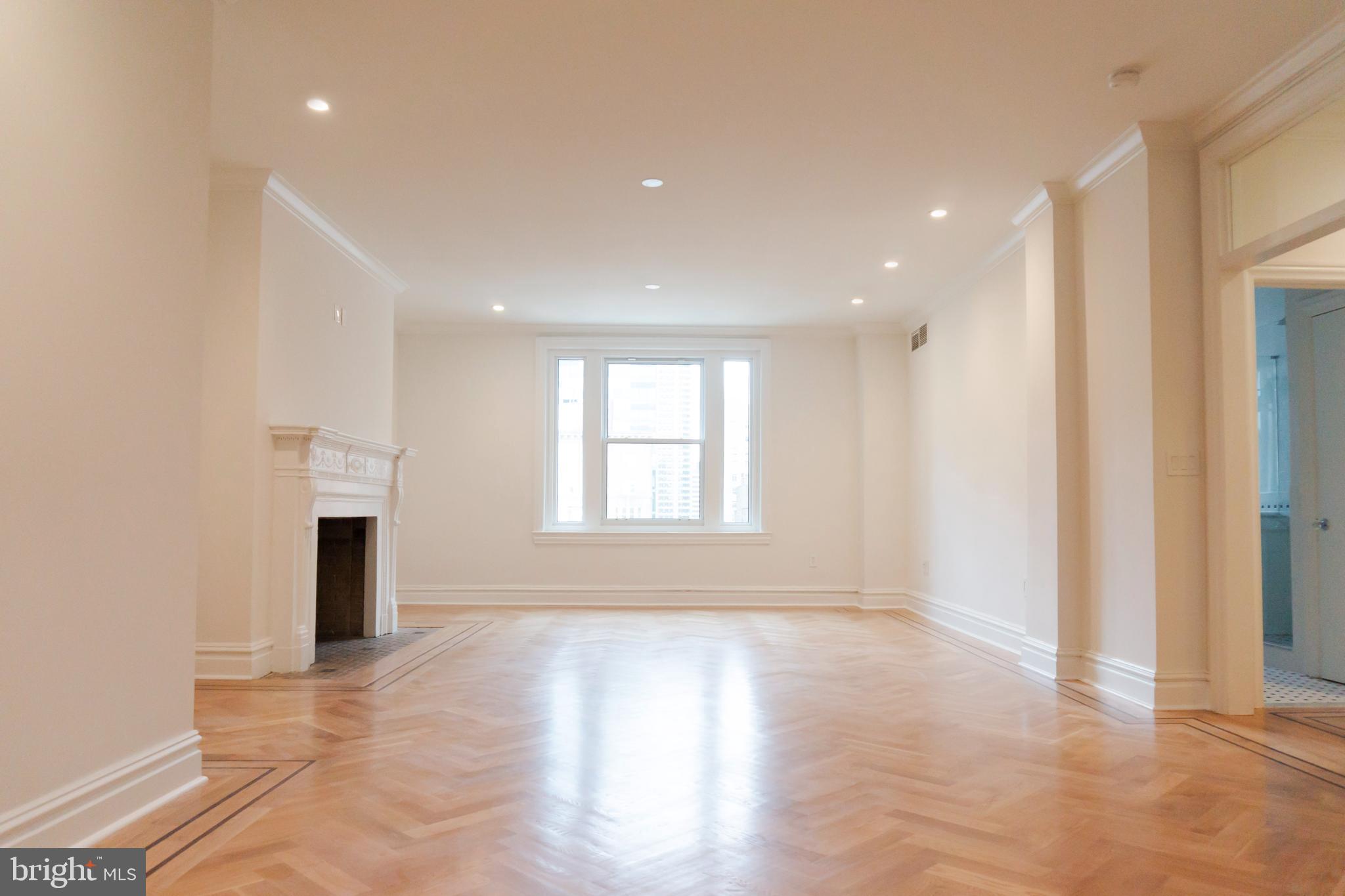 CENTER CITY - Residential Lease