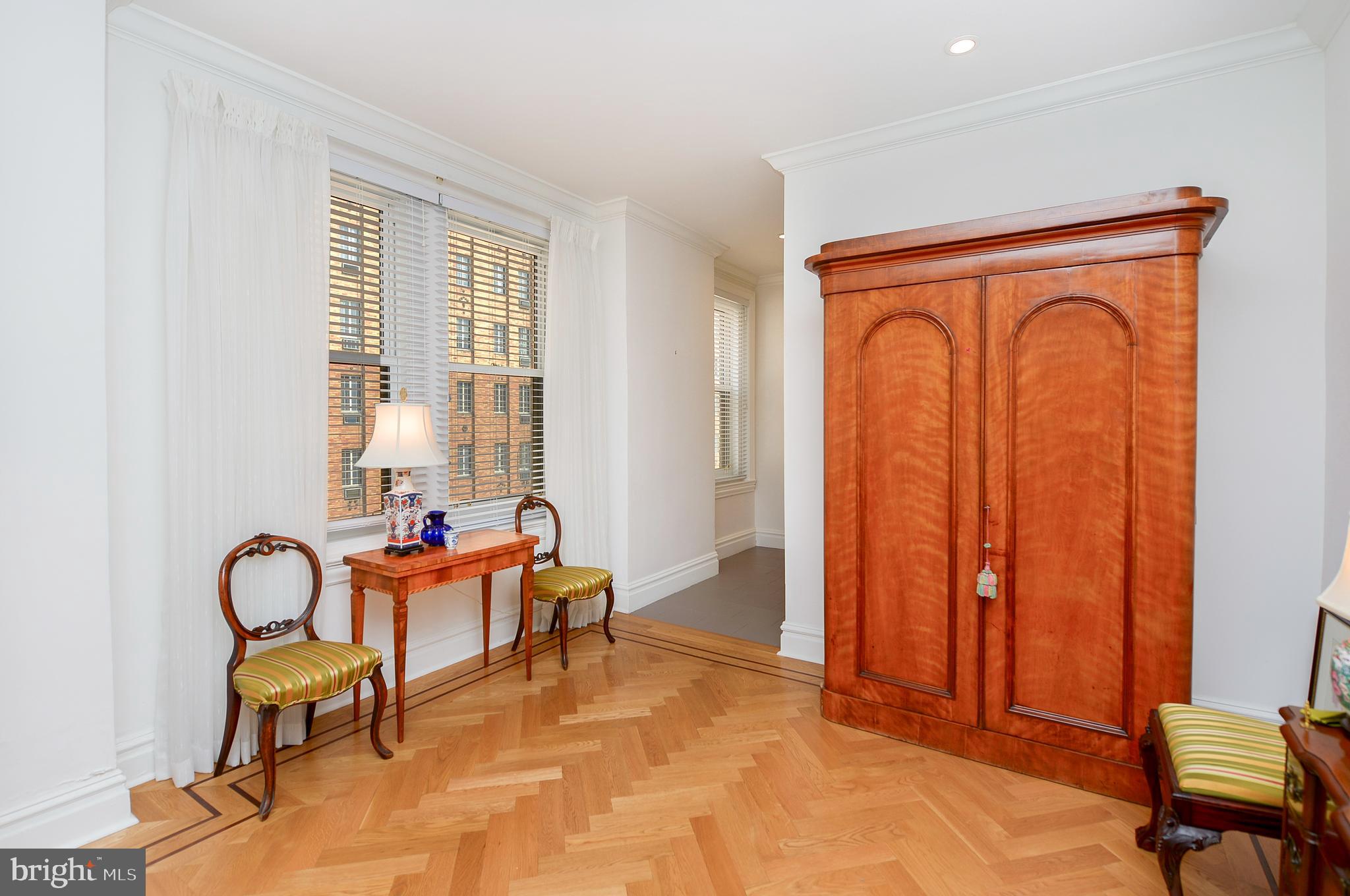 CENTER CITY - Residential Lease