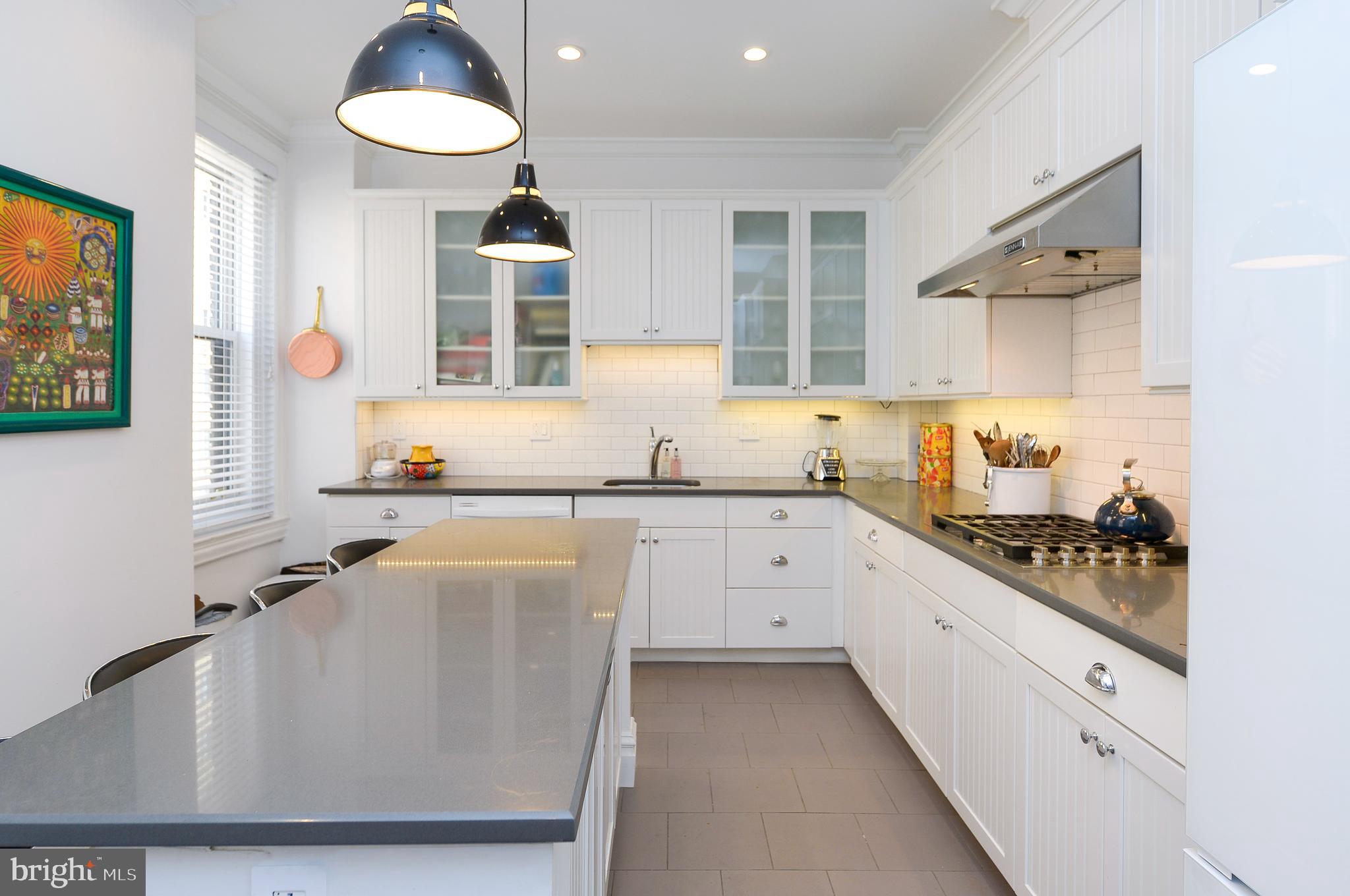 CENTER CITY - Residential Lease