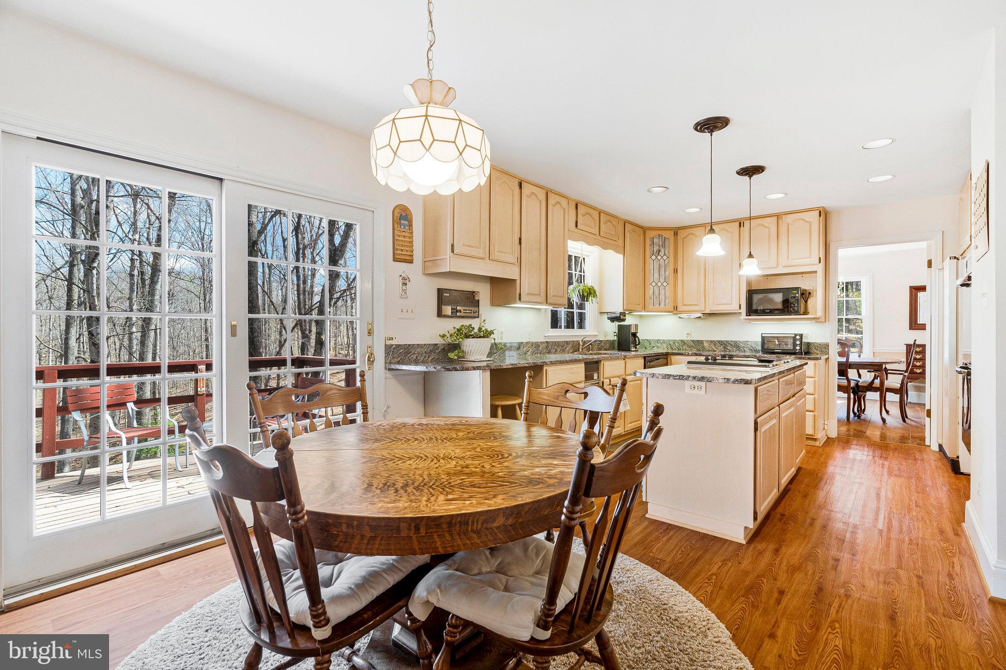 SURREY ACRES - Residential