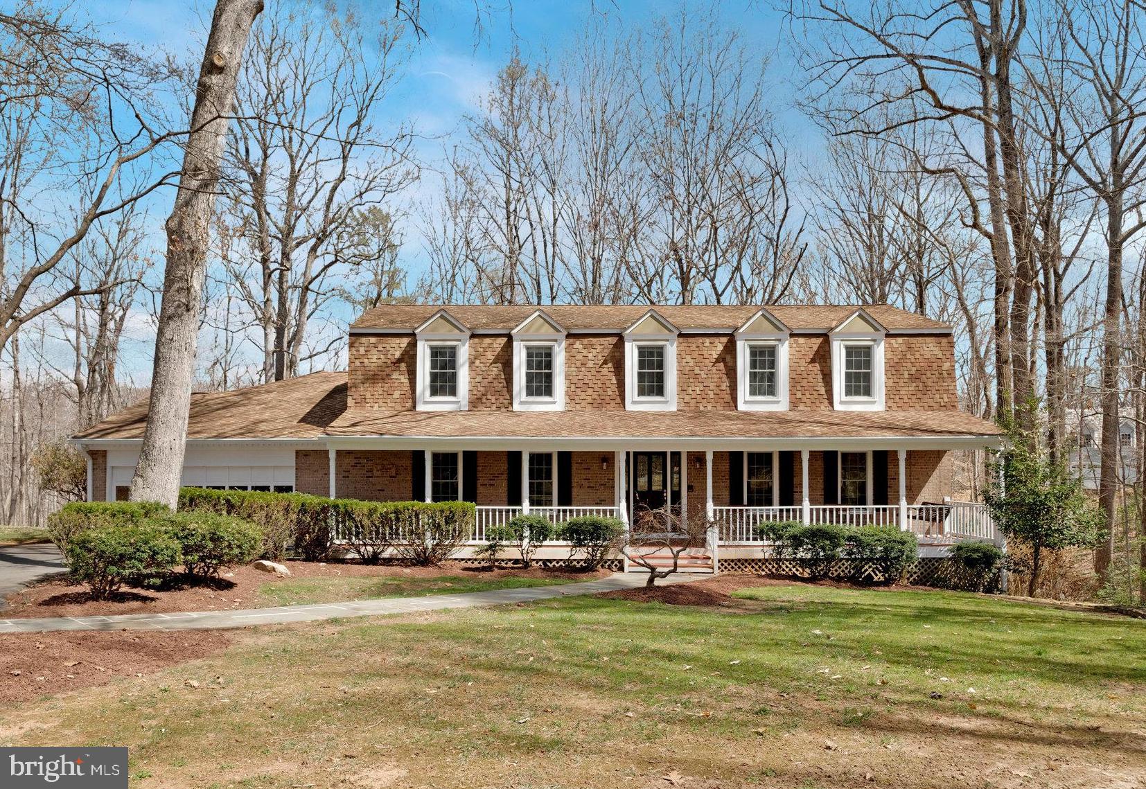 SURREY ACRES - Residential