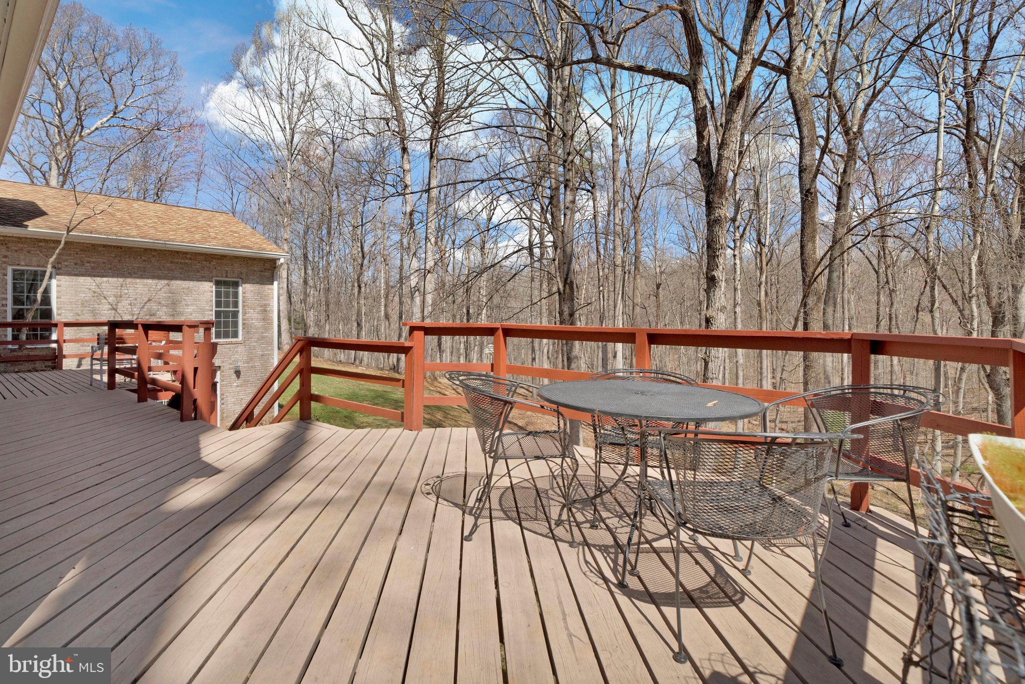 SURREY ACRES - Residential