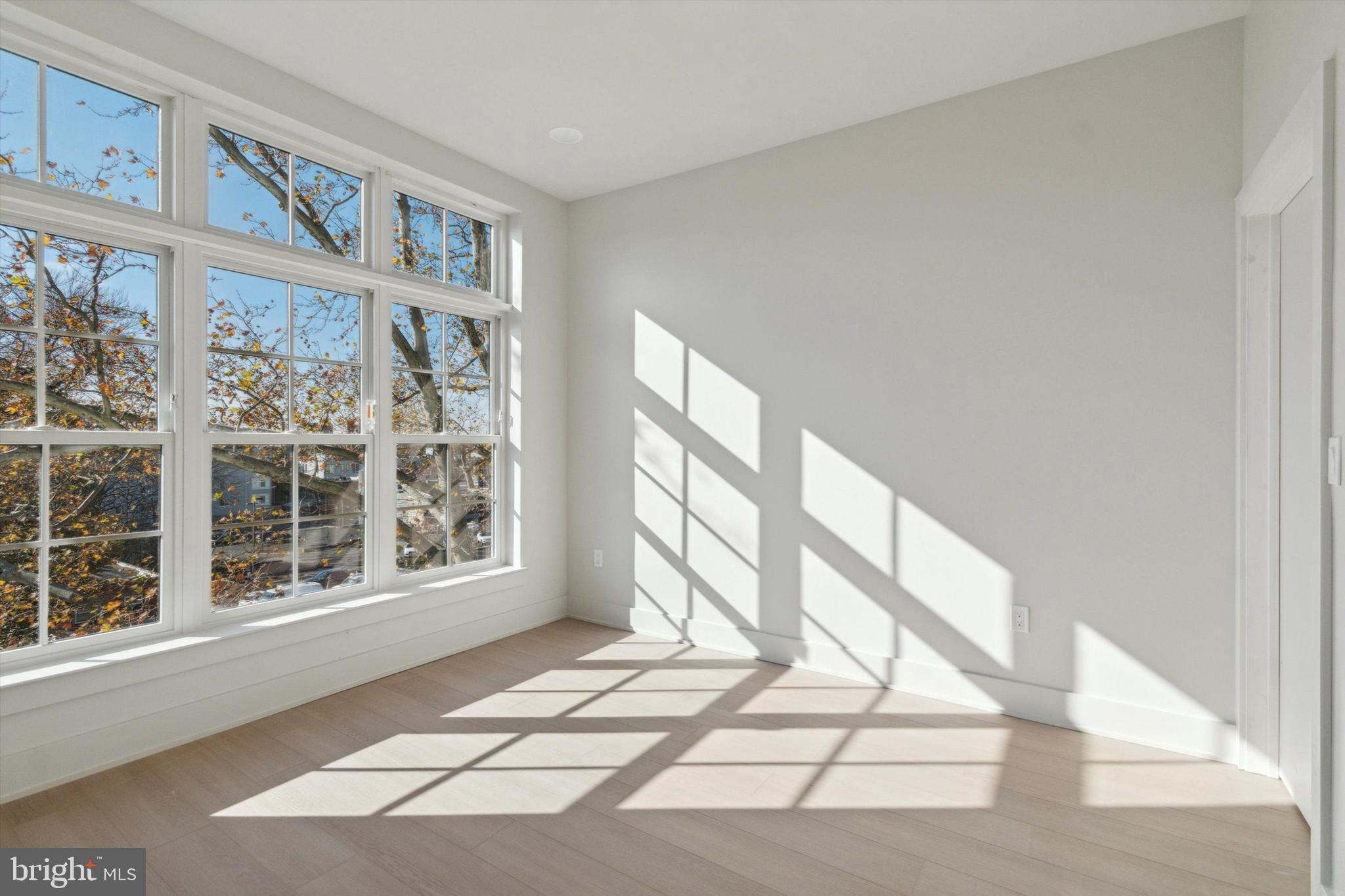 5521 WAYNE AVENUE 205