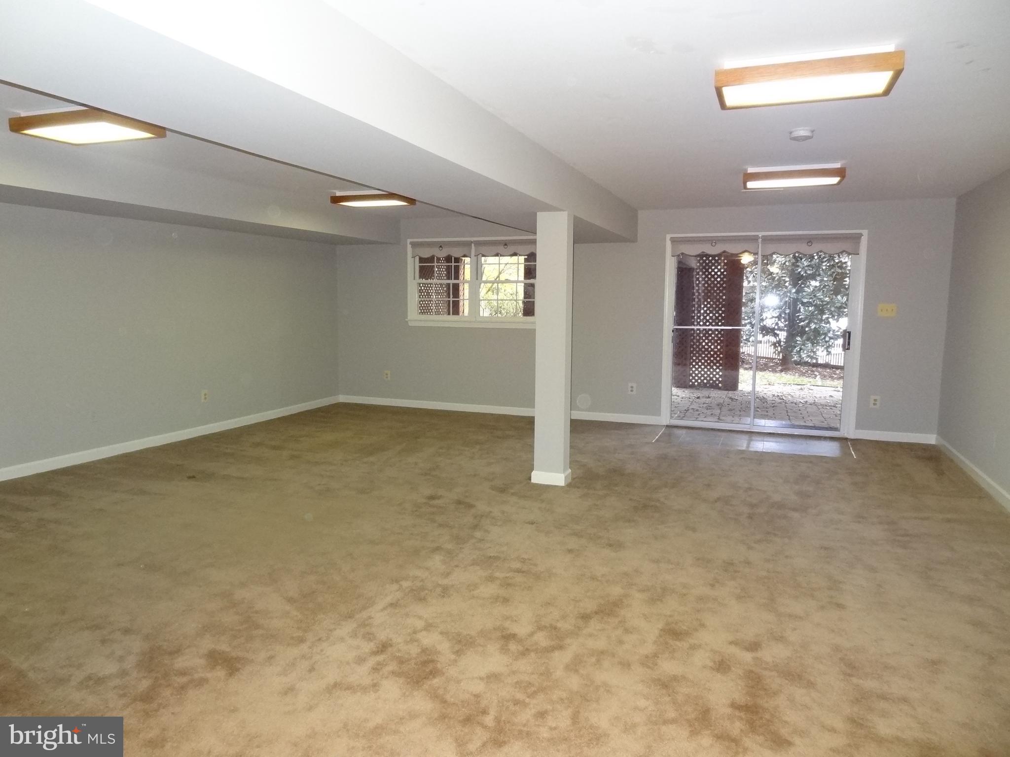 LITTLE ROCKY RUN - Residential Lease