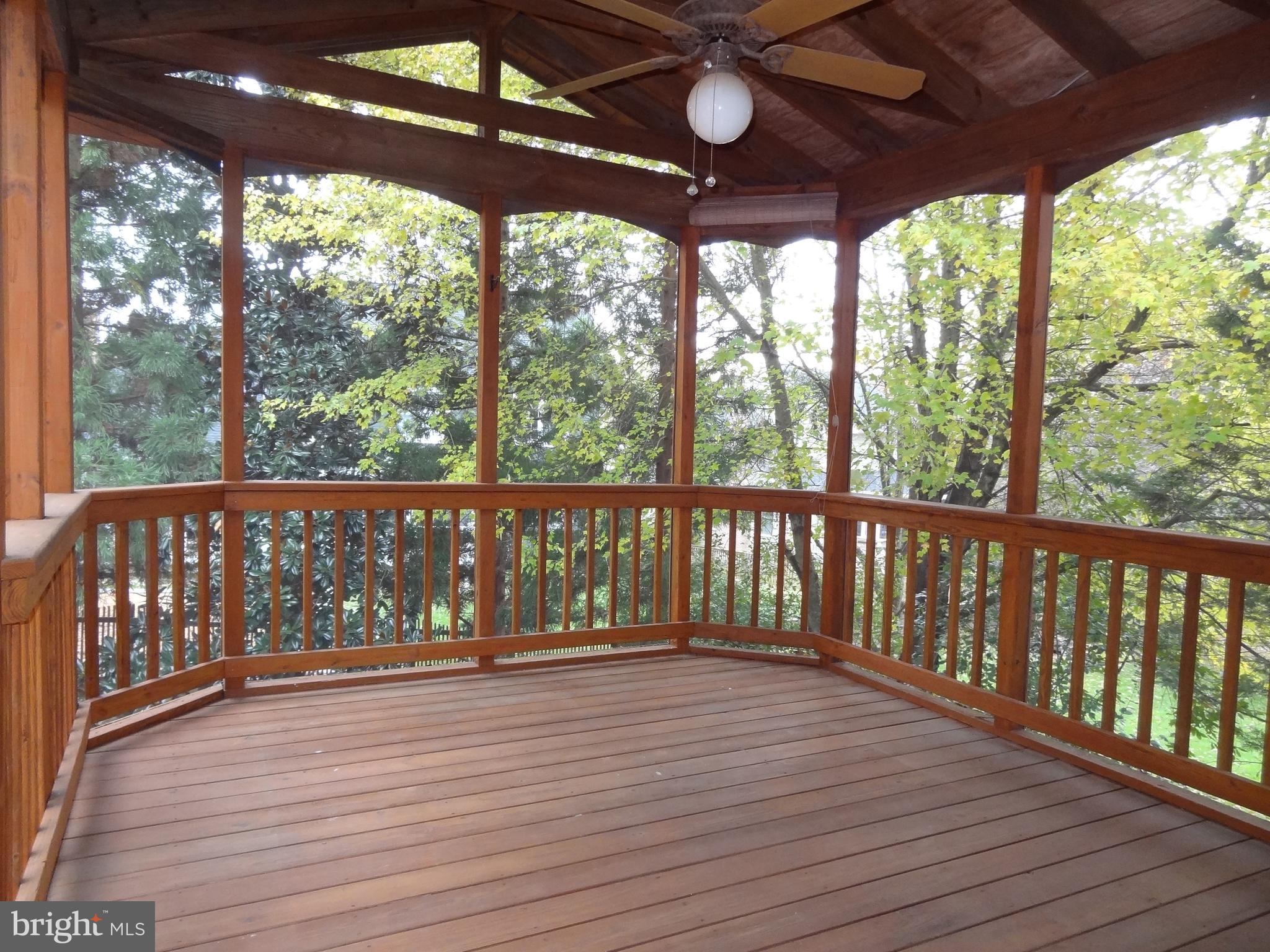 LITTLE ROCKY RUN - Residential Lease