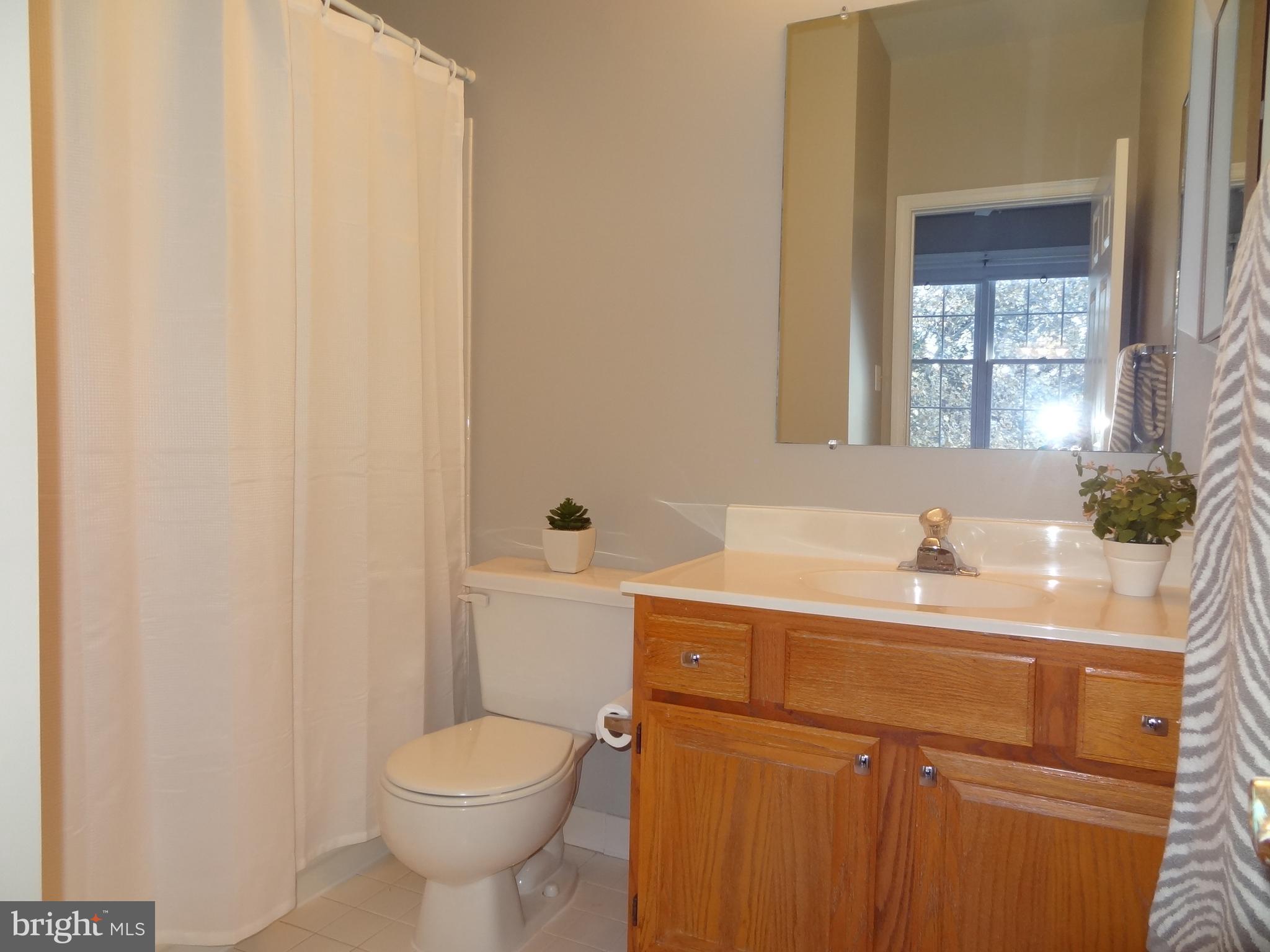 LITTLE ROCKY RUN - Residential Lease