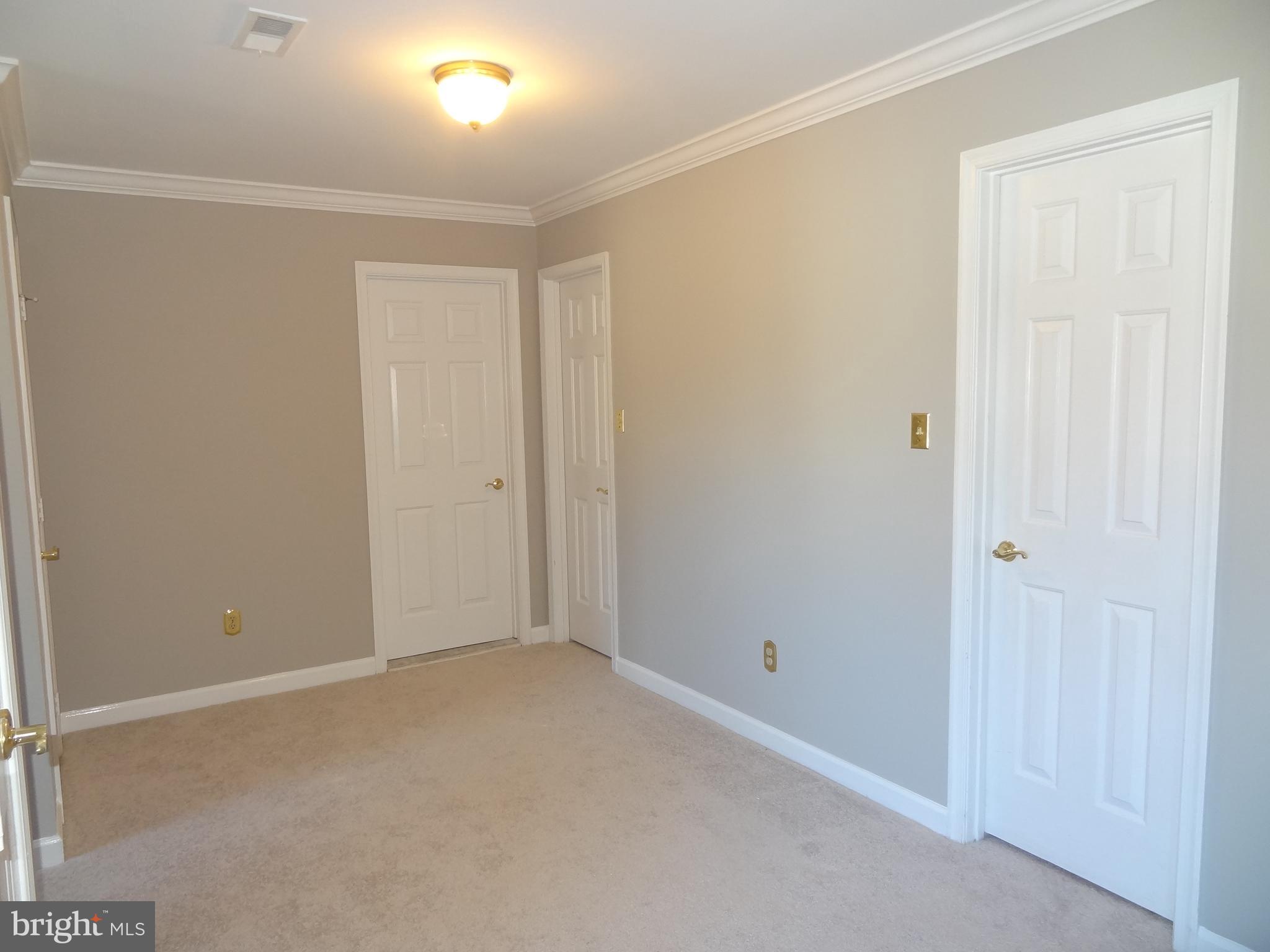 LITTLE ROCKY RUN - Residential Lease