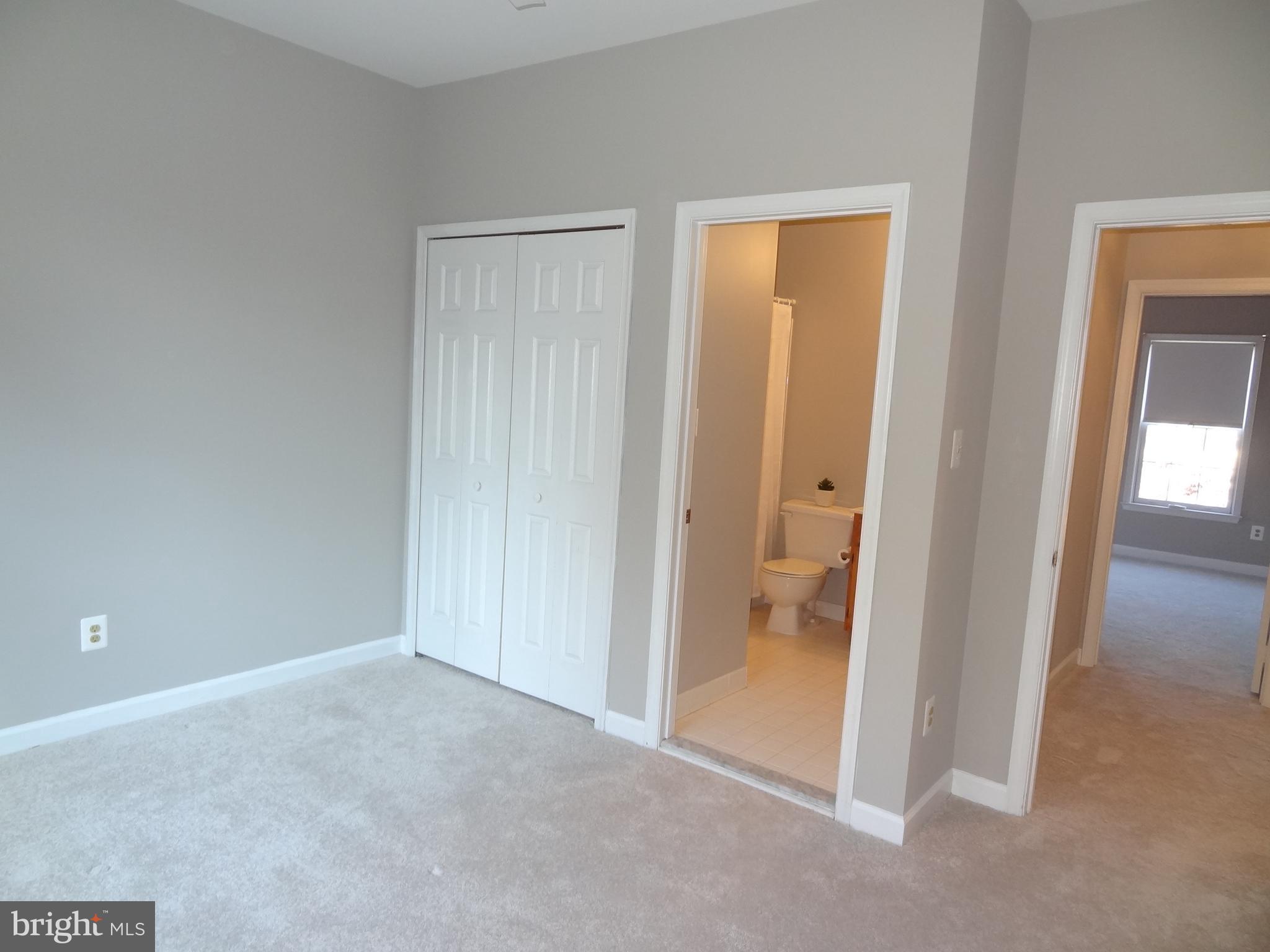 LITTLE ROCKY RUN - Residential Lease