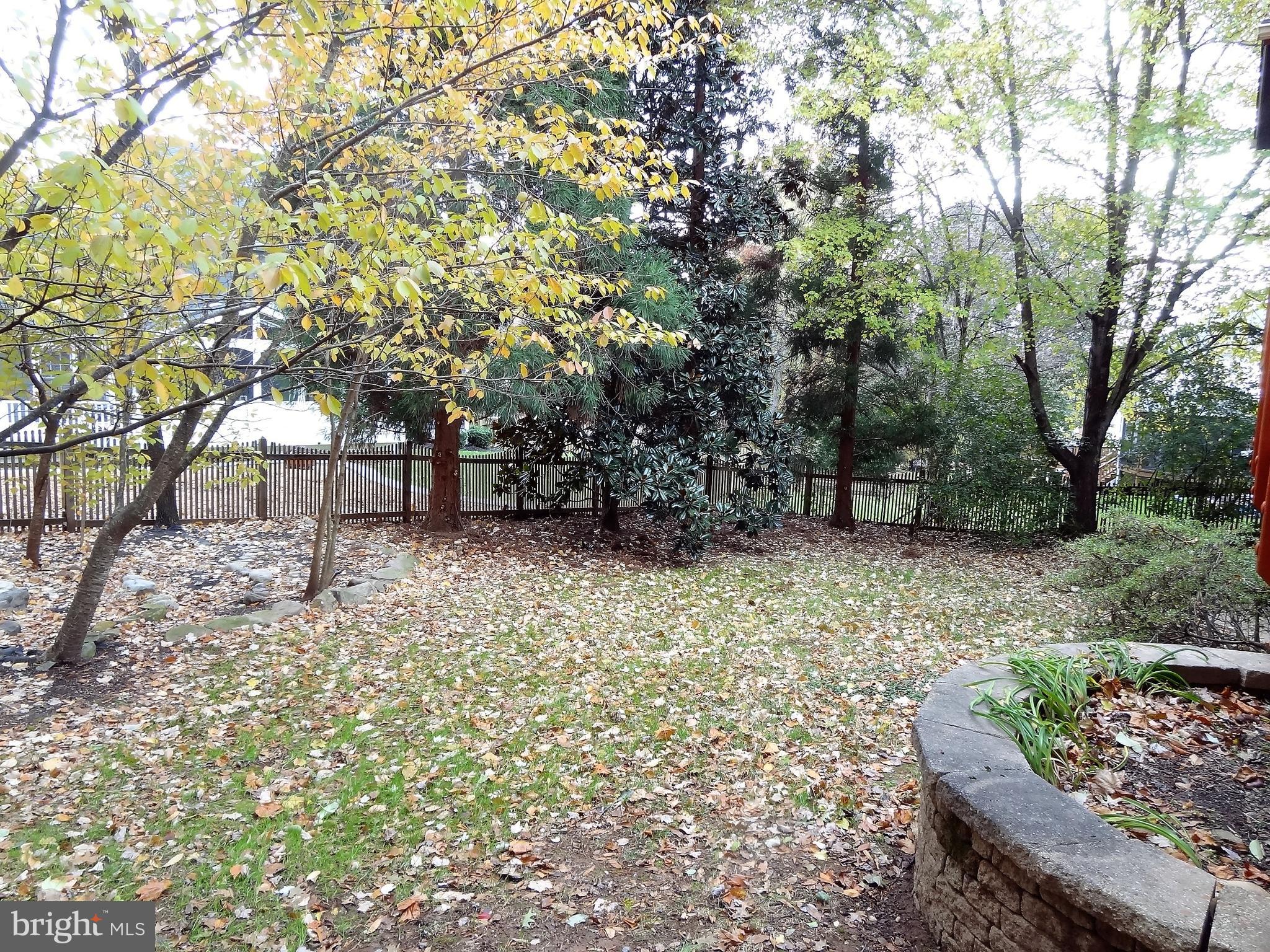 LITTLE ROCKY RUN - Residential Lease