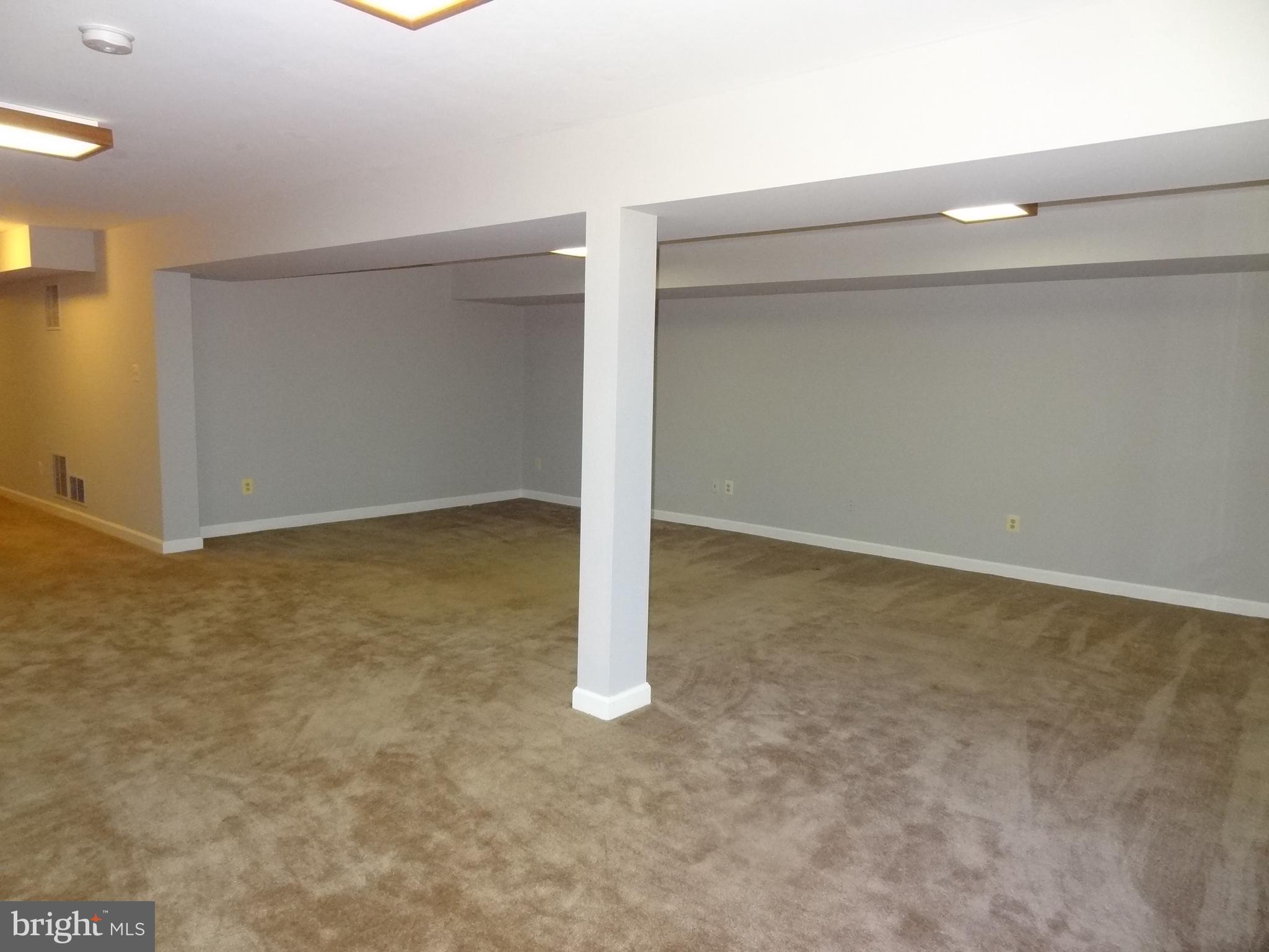 LITTLE ROCKY RUN - Residential Lease