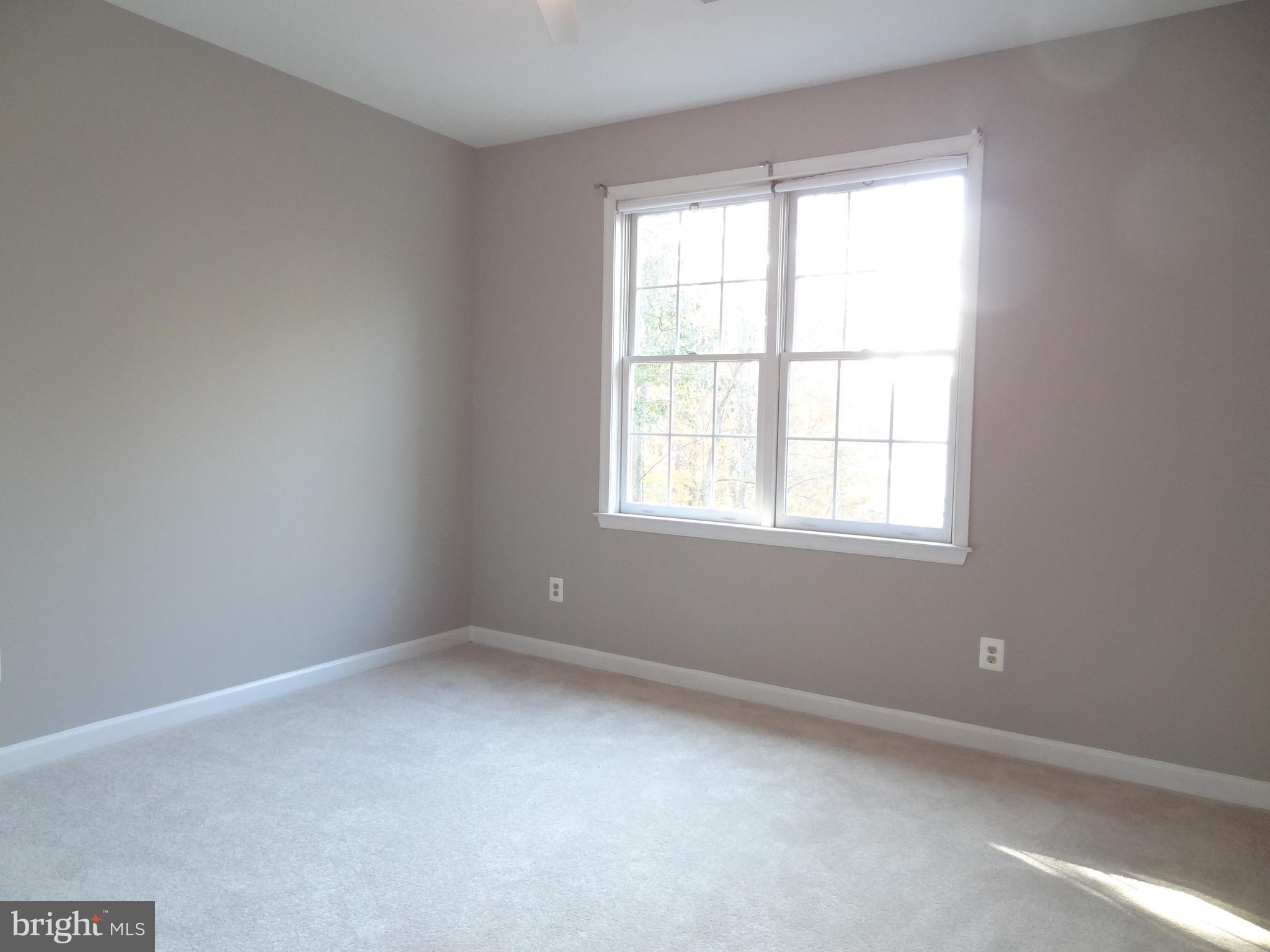 LITTLE ROCKY RUN - Residential Lease