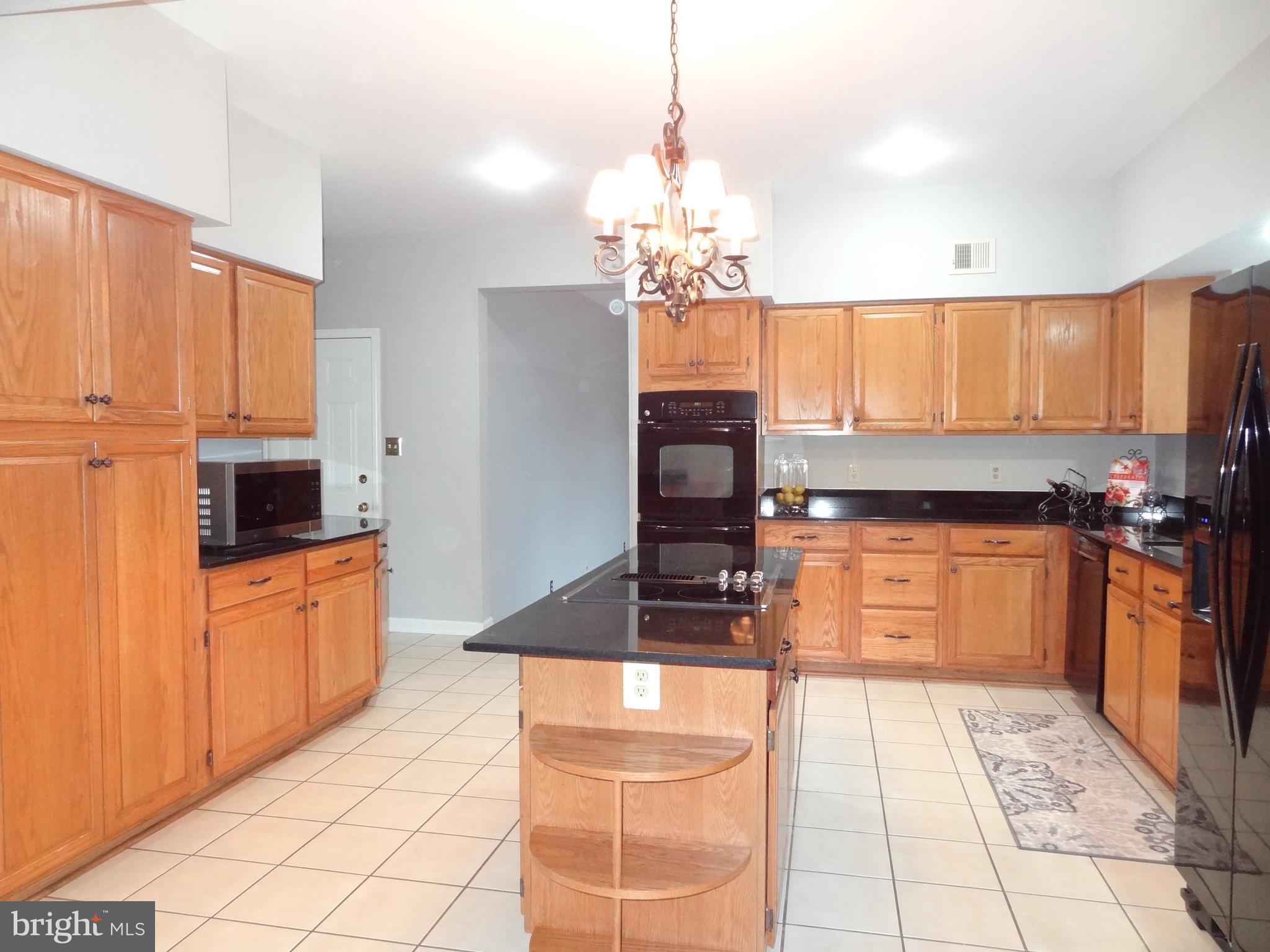 LITTLE ROCKY RUN - Residential Lease