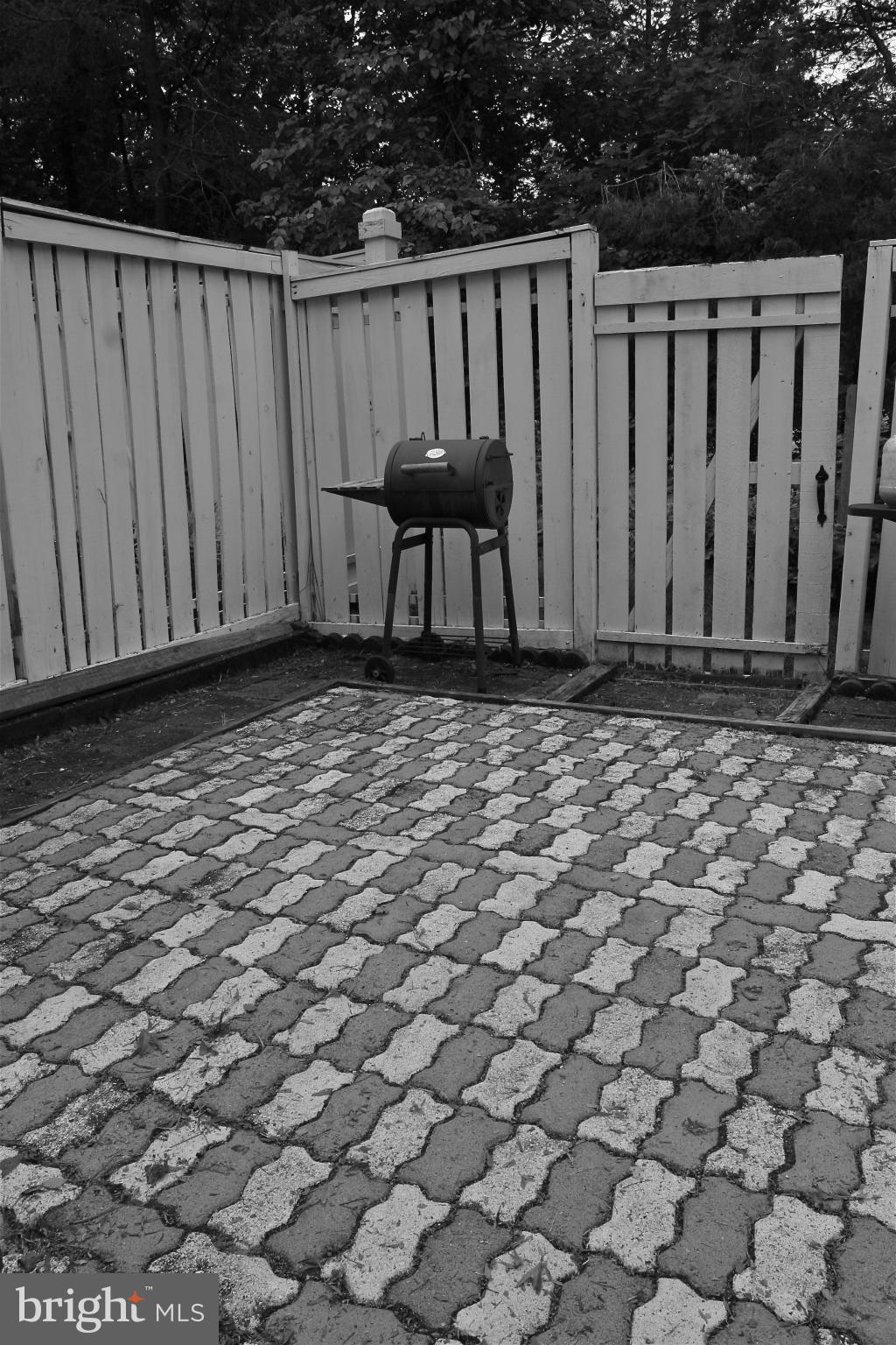 RESTON - Residential Lease