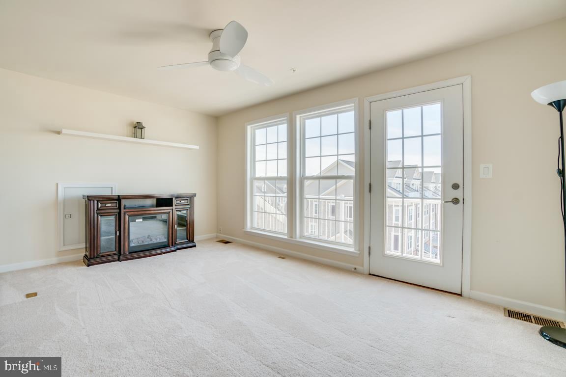 PRESERVE AT GOOSE CREEK - Residential Lease