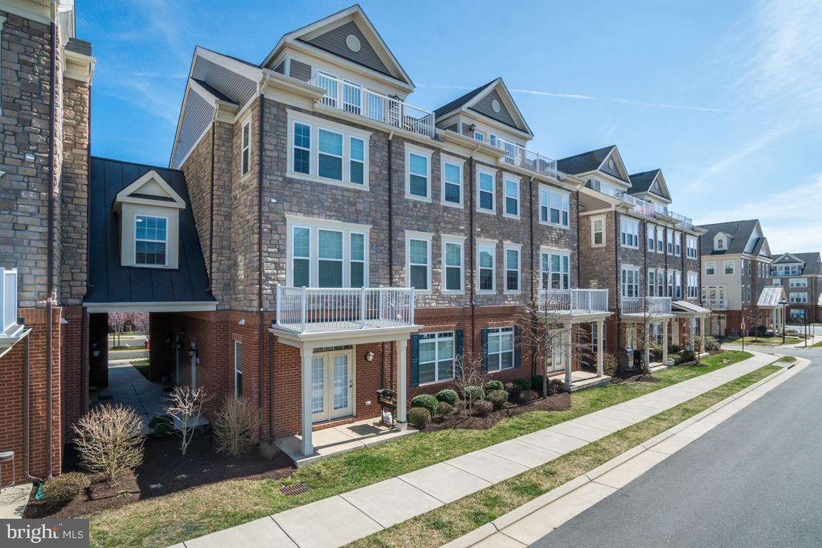 PRESERVE AT GOOSE CREEK - Residential Lease