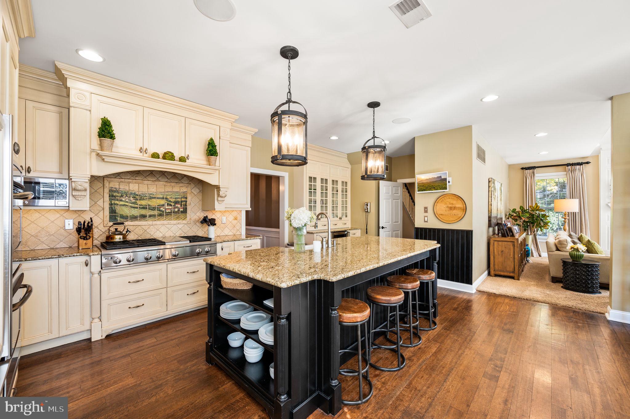 FIELDBROOKE - Residential