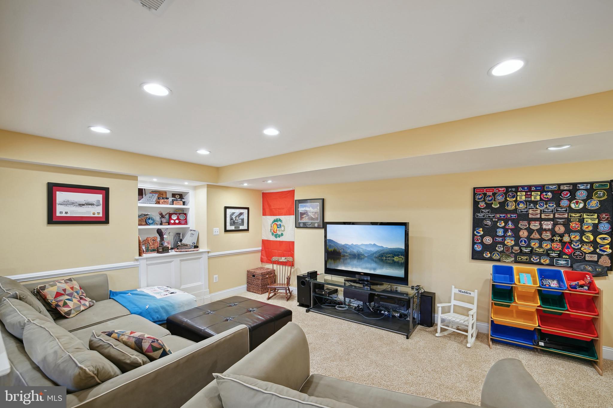 CHERRY CREEK - Residential