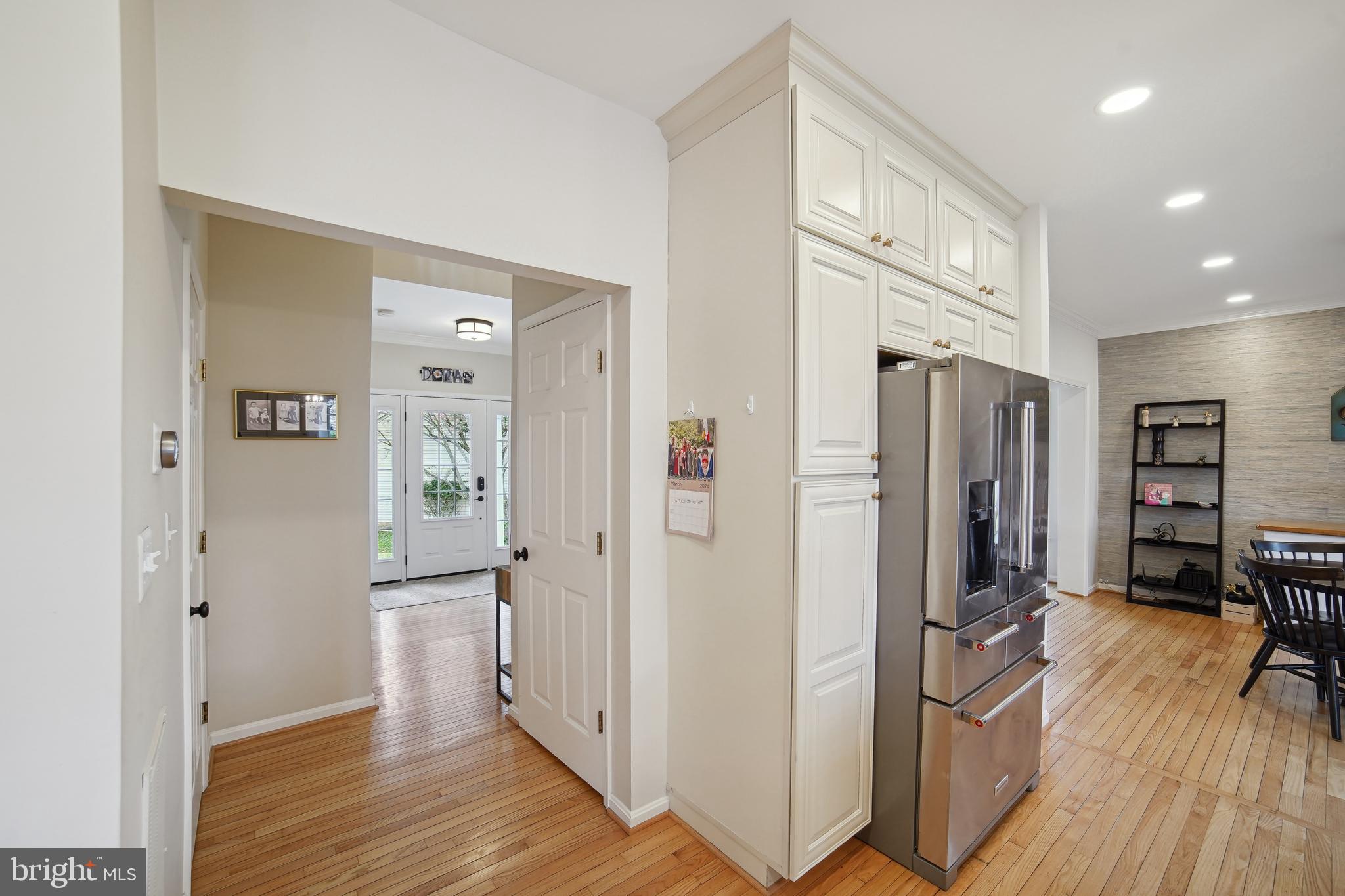 CHERRY CREEK - Residential