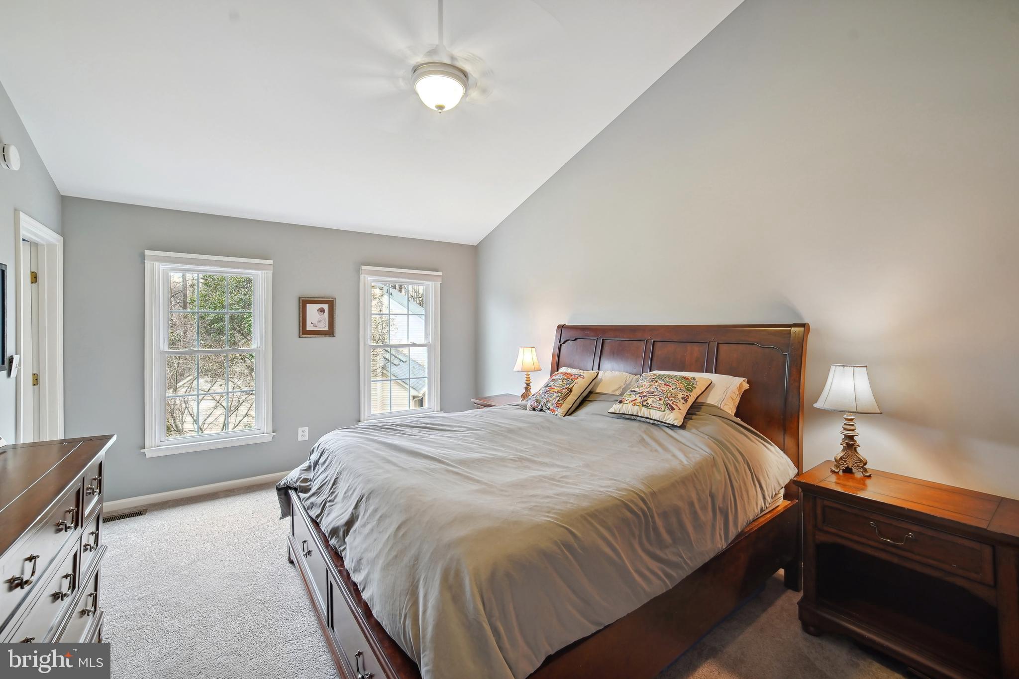 CHERRY CREEK - Residential