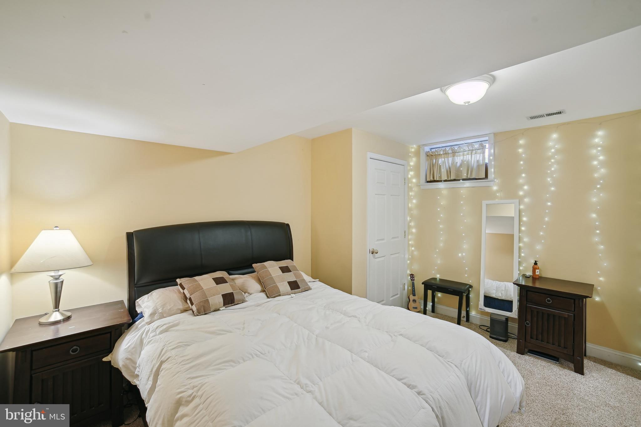 CHERRY CREEK - Residential