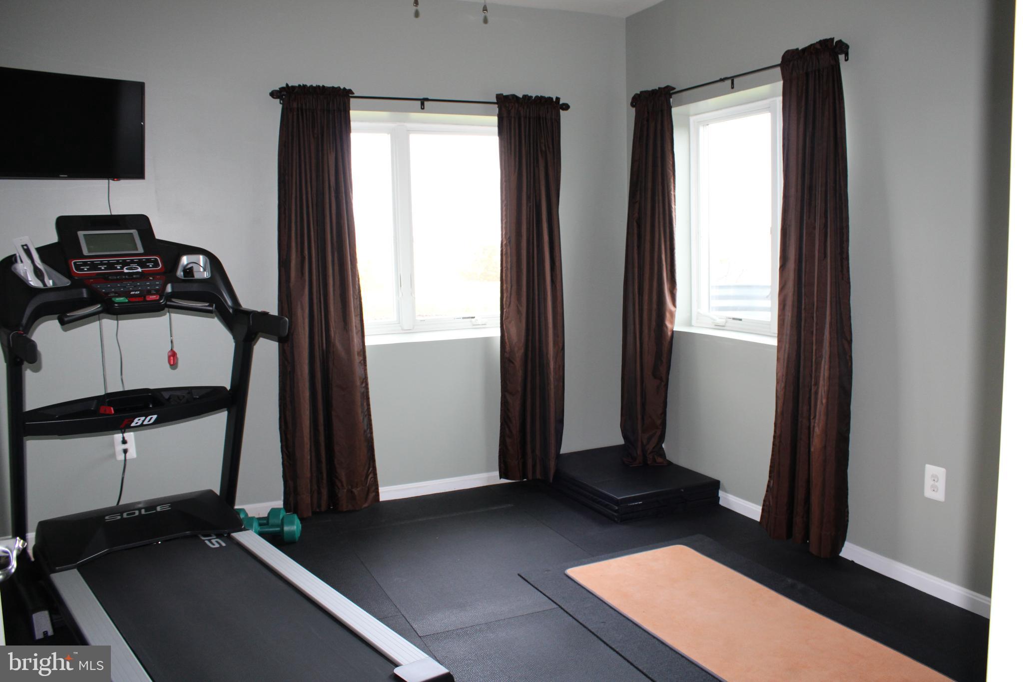 WILLOW BROOK - Residential Lease