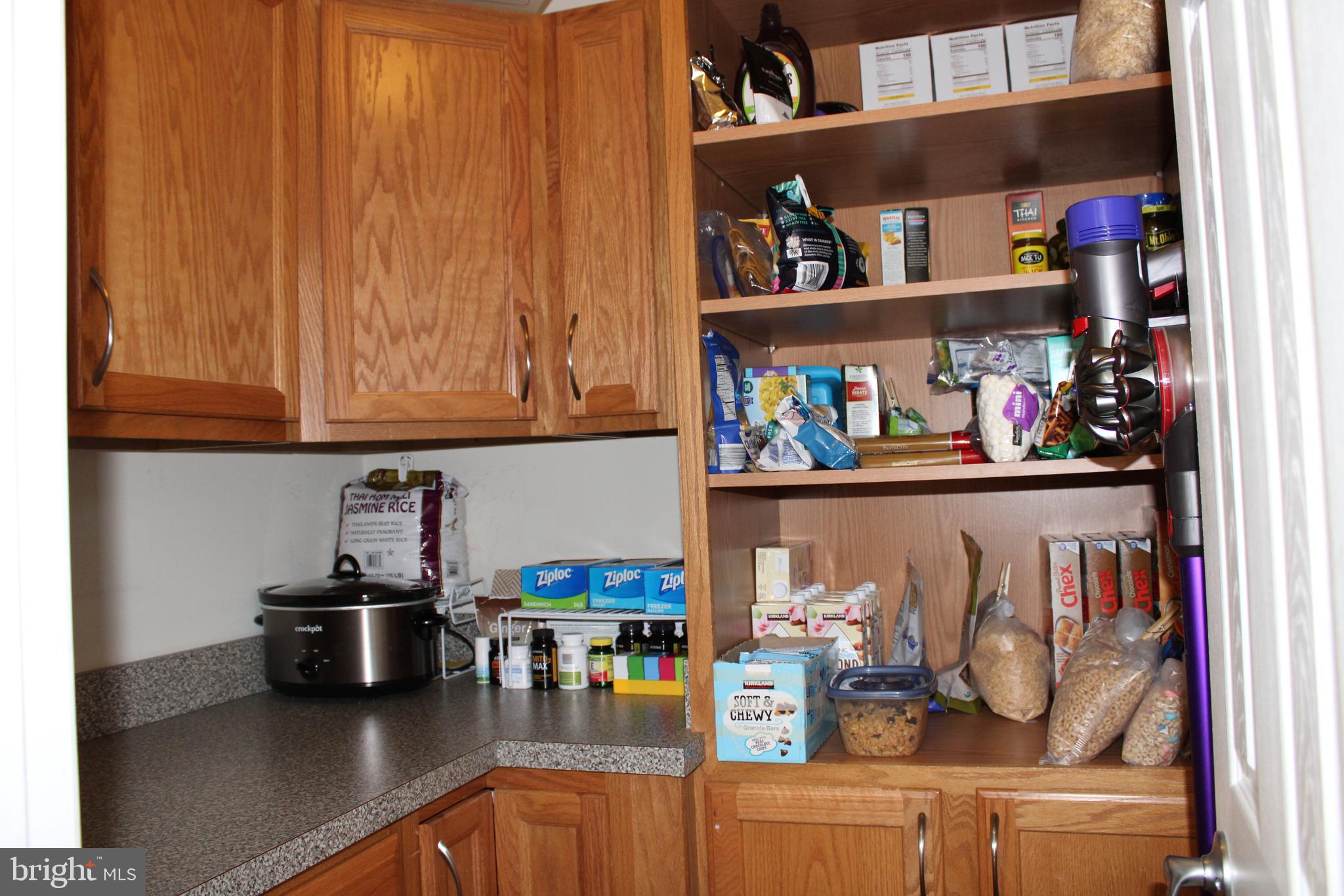 WILLOW BROOK - Residential Lease