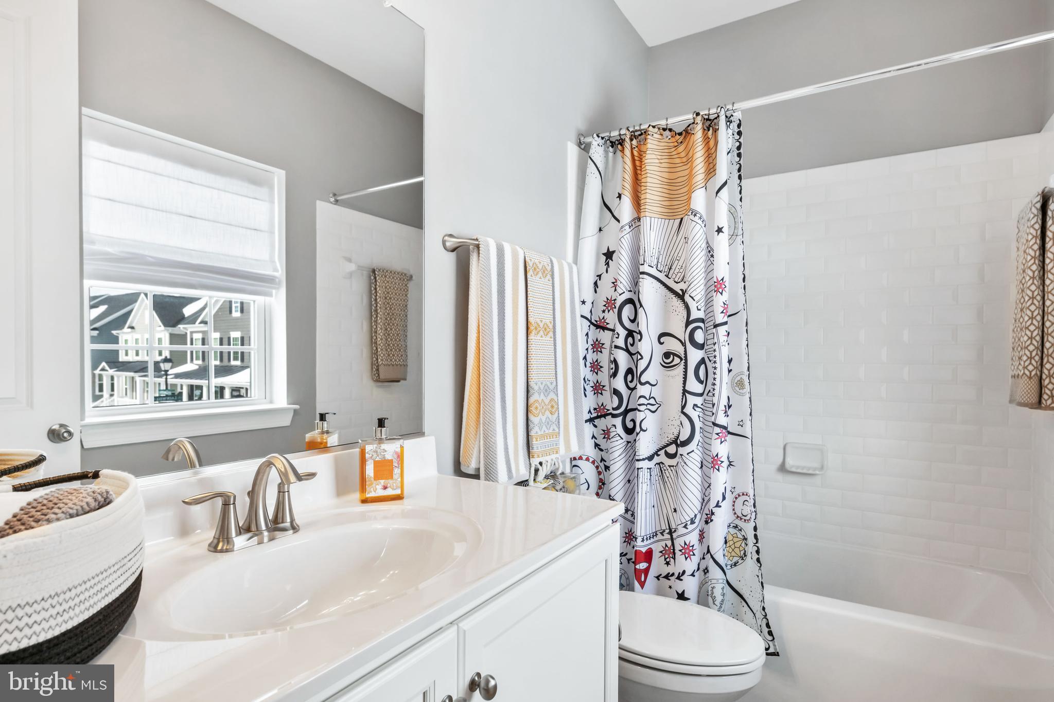 GREENLEIGH AT CROSSROADS - Residential