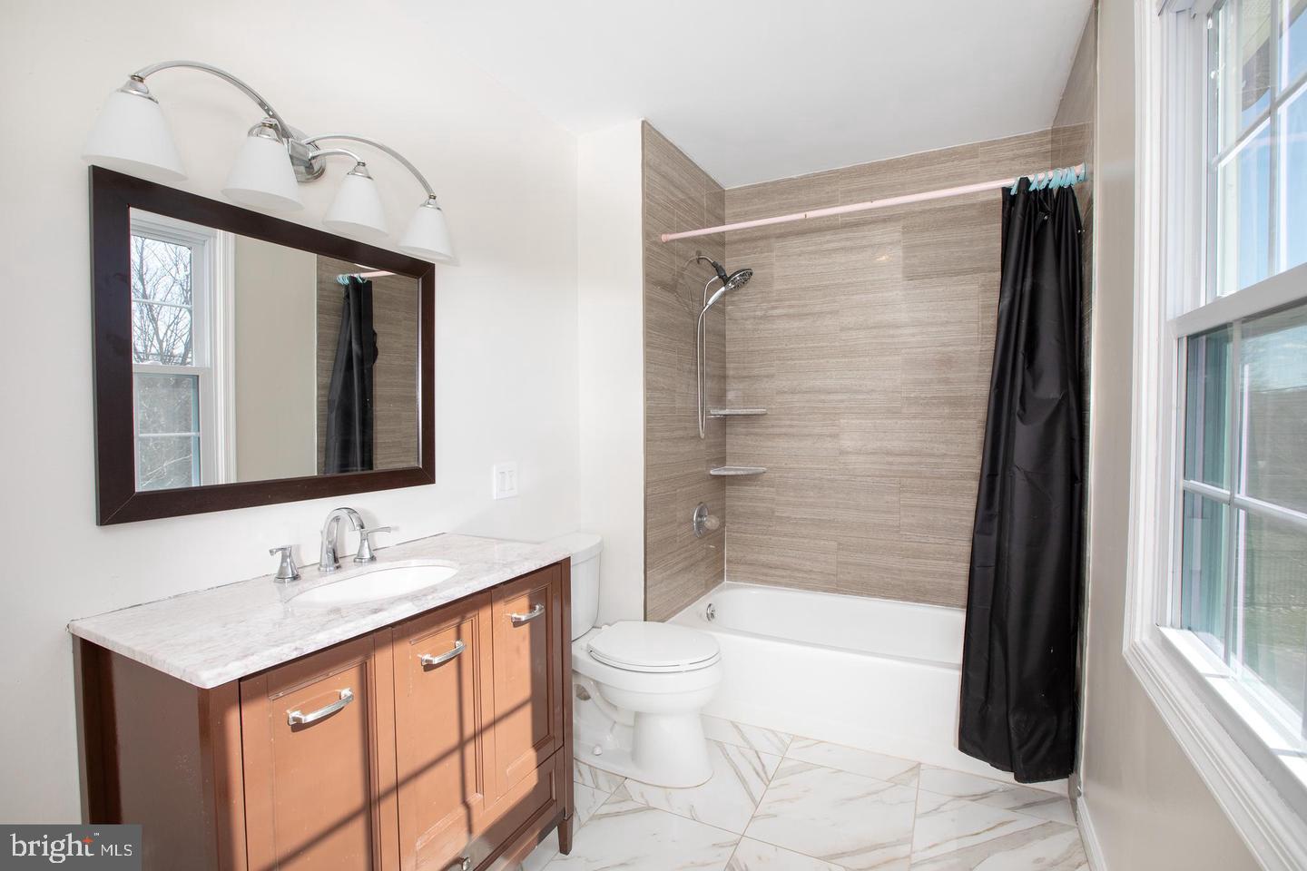 SOVEREIGN ESTATES - Residential