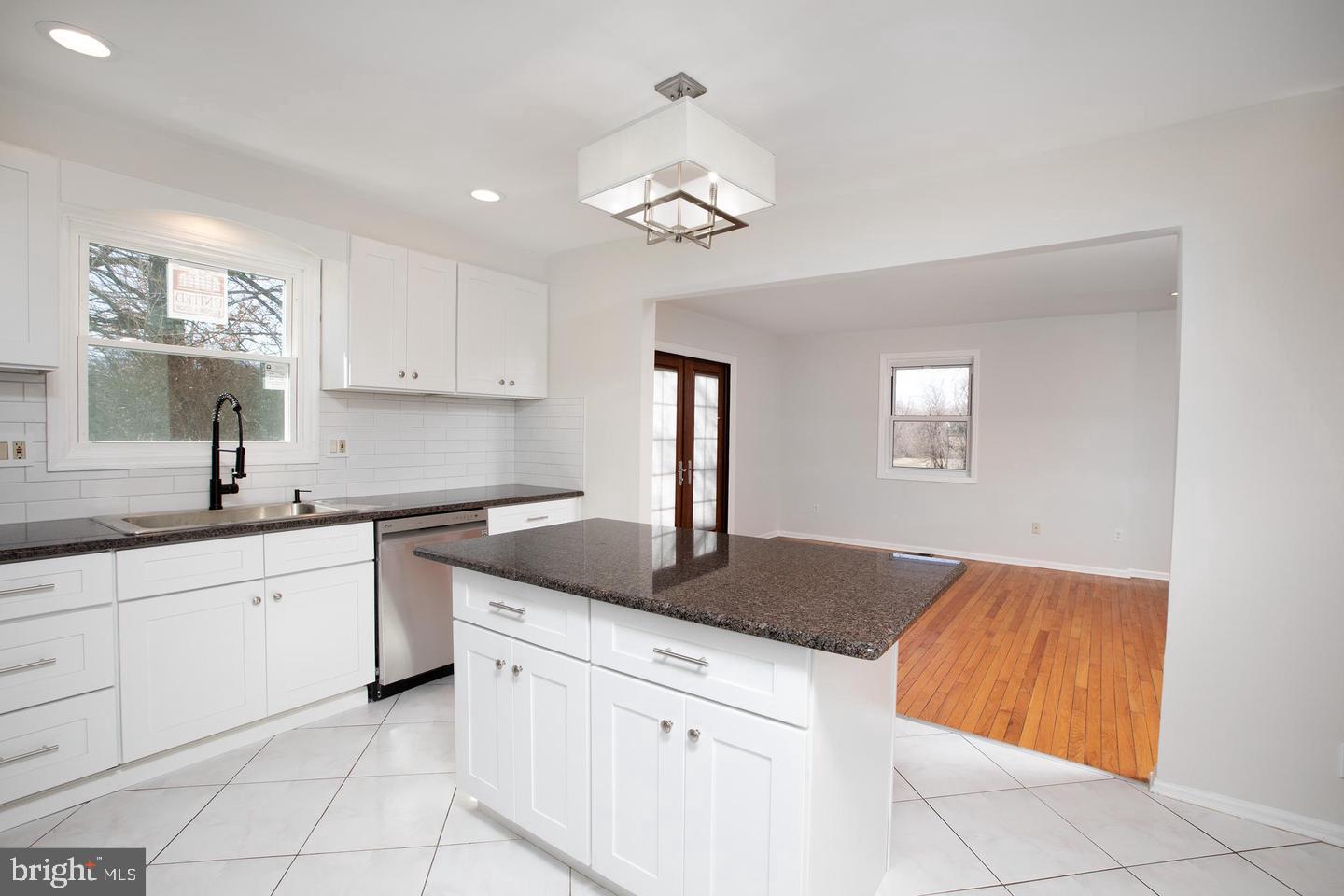 SOVEREIGN ESTATES - Residential