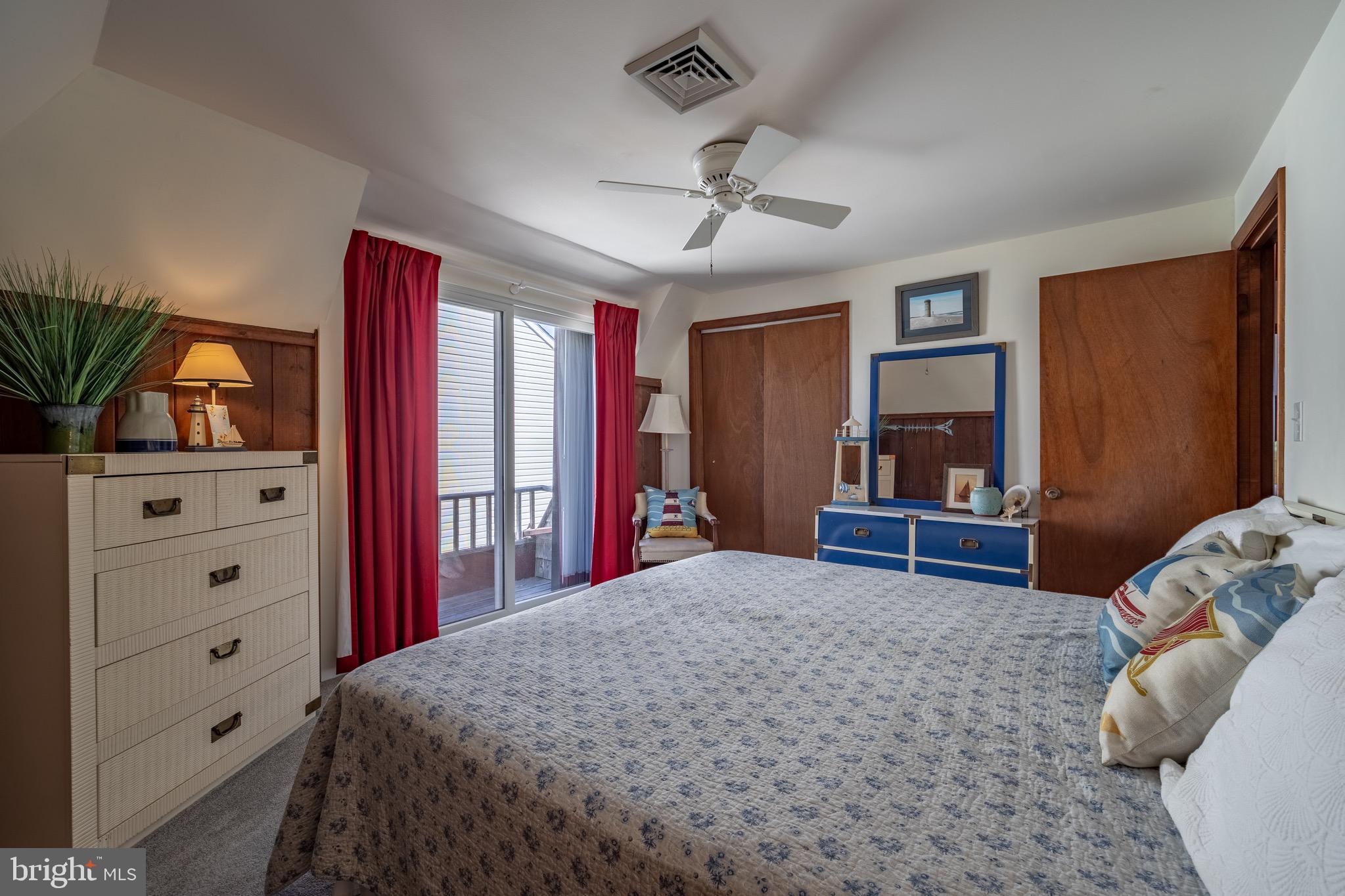 BAYSIDE KEYS - Residential