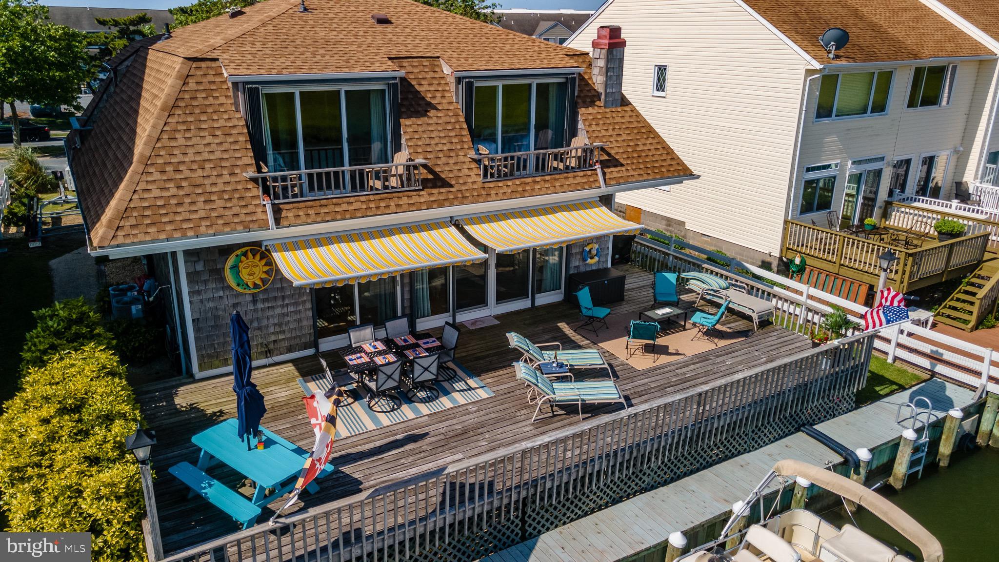 BAYSIDE KEYS - Residential