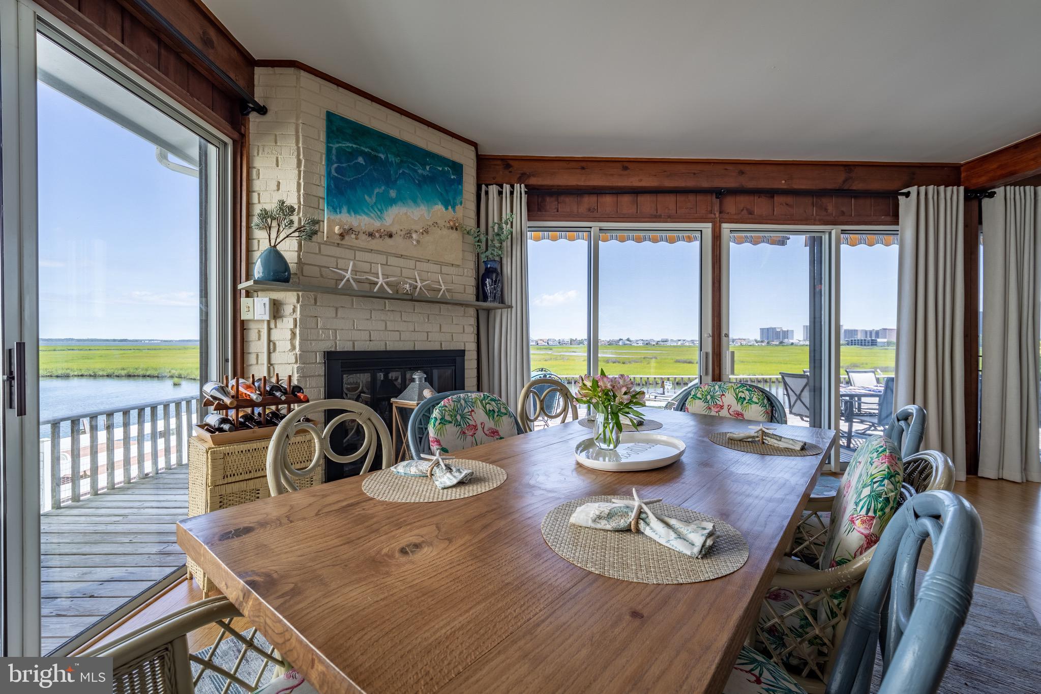 BAYSIDE KEYS - Residential