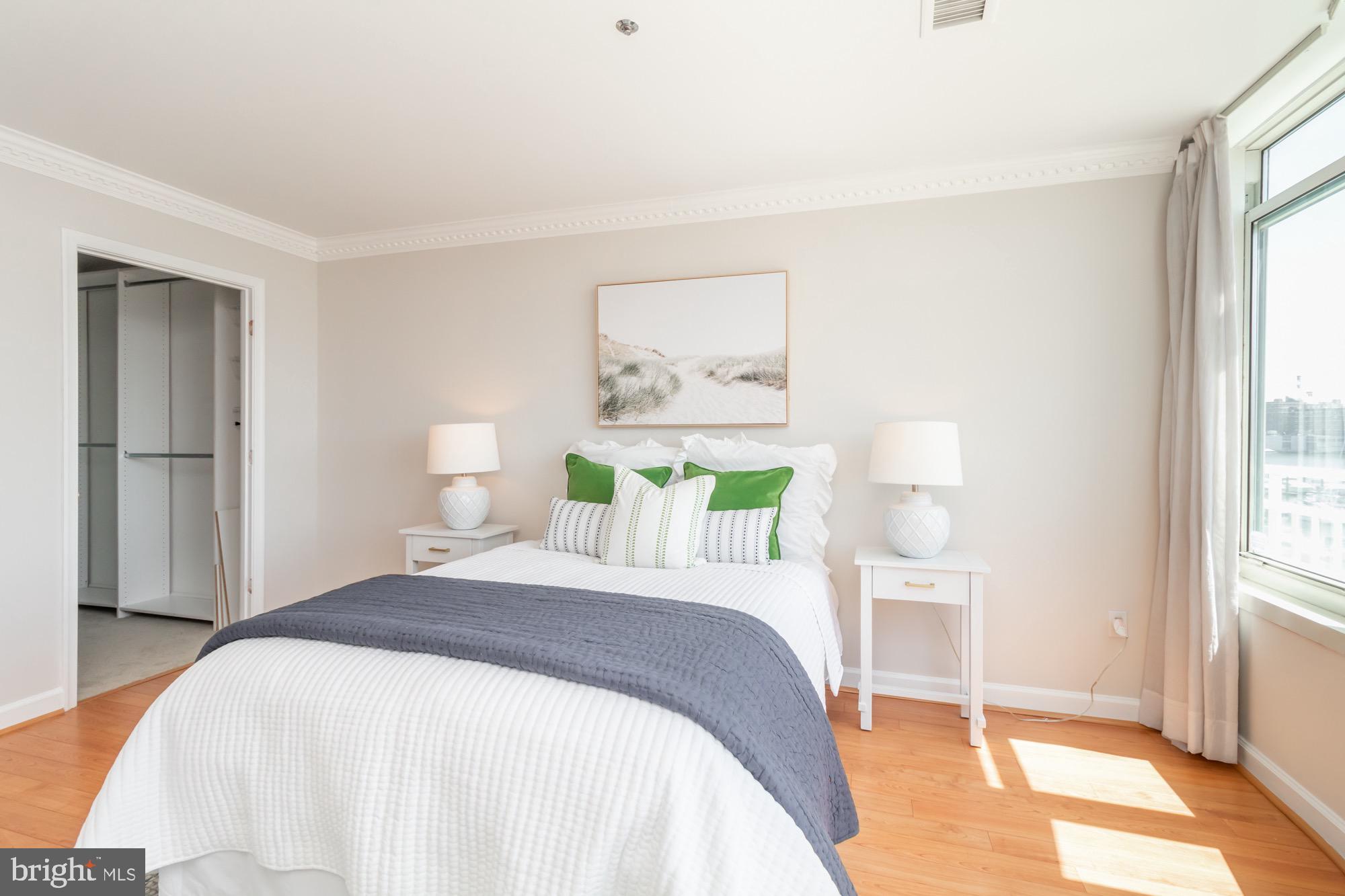 HARBORVIEW CONDOMINIUMS - Residential