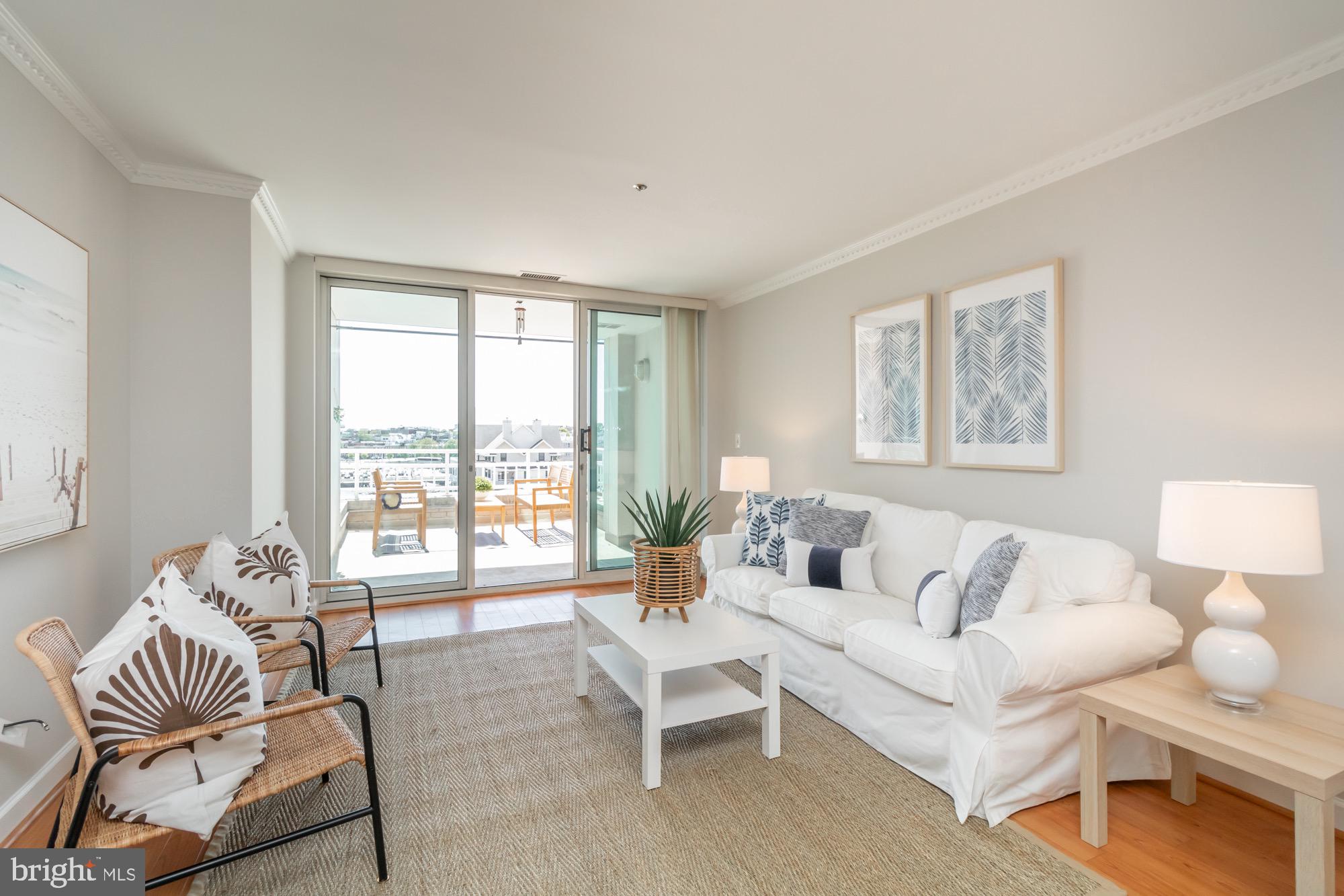 HARBORVIEW CONDOMINIUMS - Residential