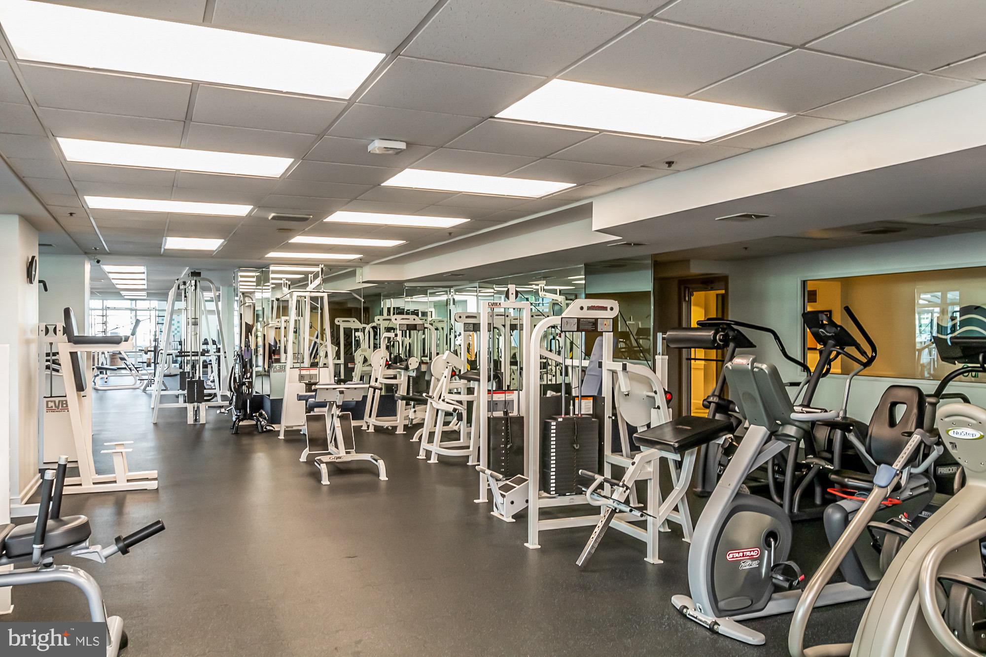 HARBORVIEW CONDOMINIUMS - Residential