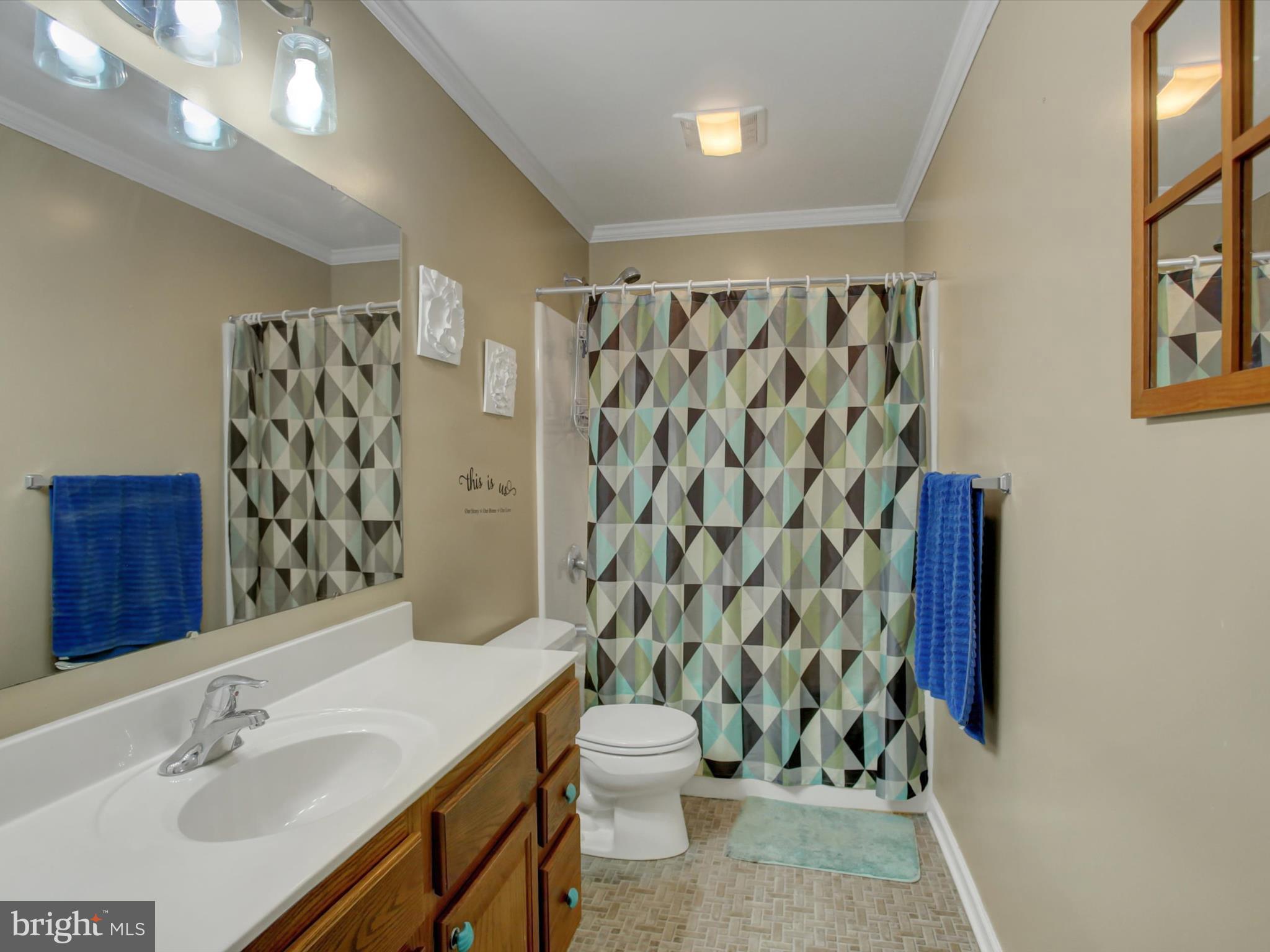 ENCLAVE - Residential