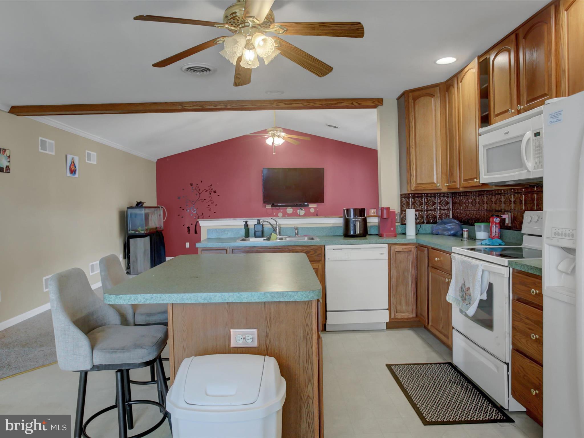 ENCLAVE - Residential