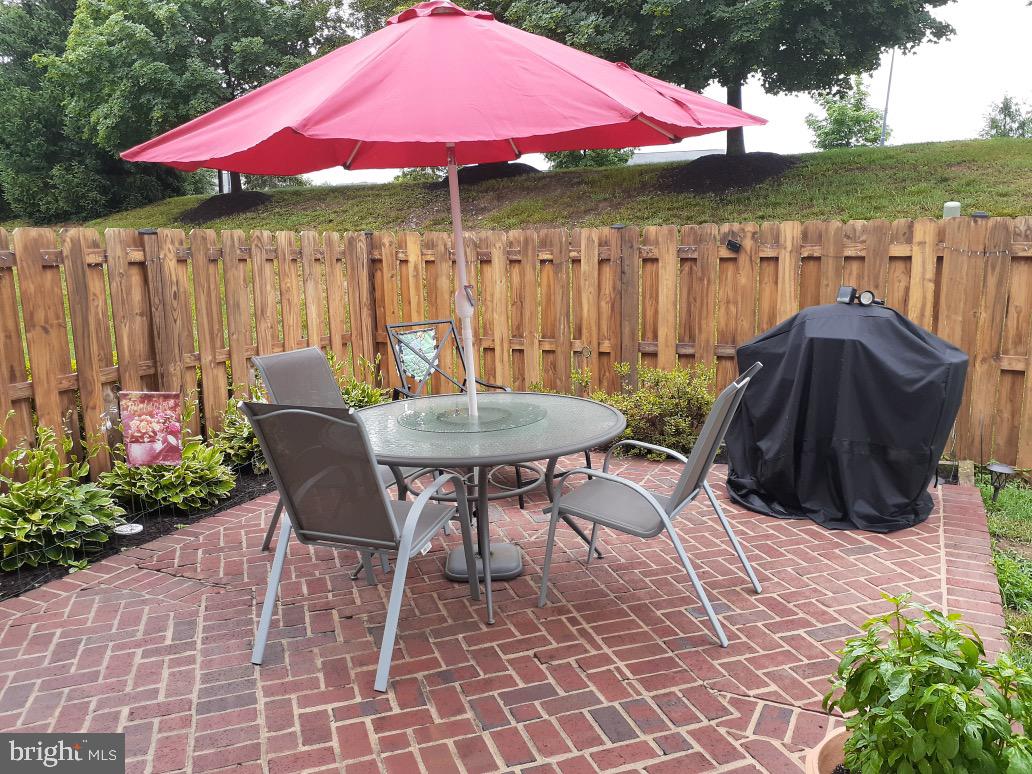 SALEM FIELDS - Residential