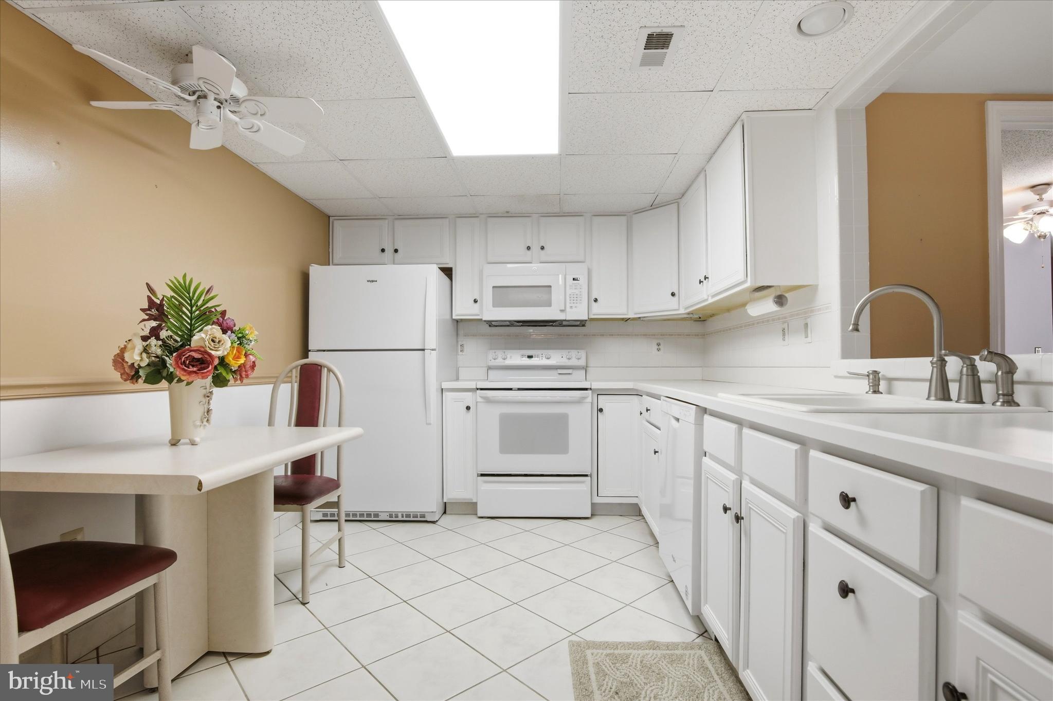 CENTENNIAL STATION - Residential