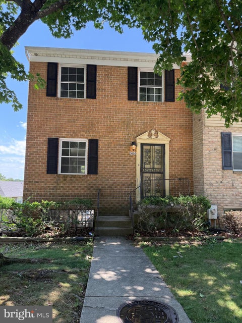 Townhouse For Sale - 3620 Waterwheel Square<br/> RANDALLSTOWN, MD 21133