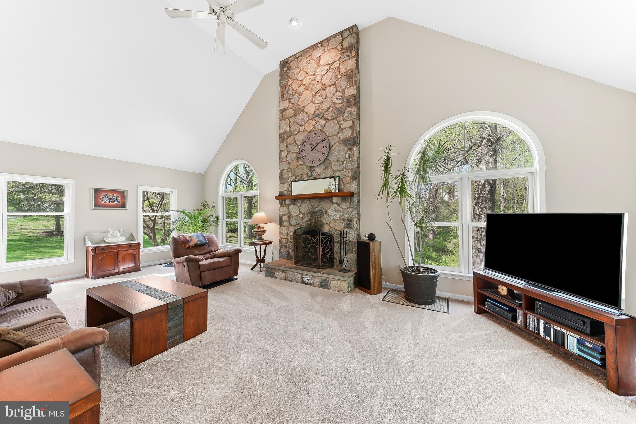 THUNDERHILL - Residential