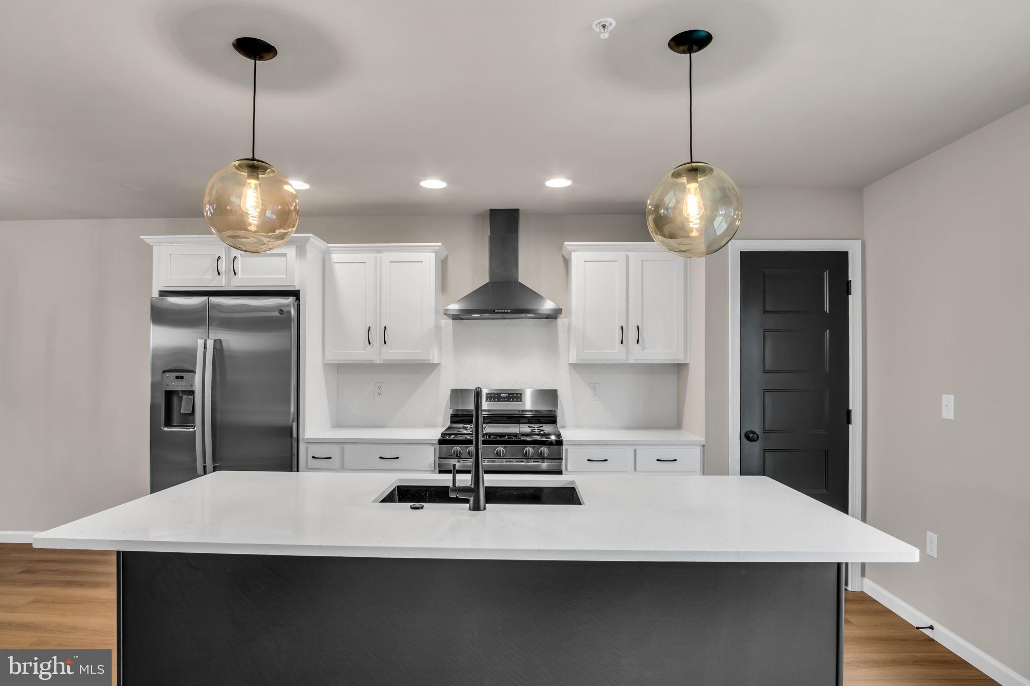 CREEK TERRACE - Residential