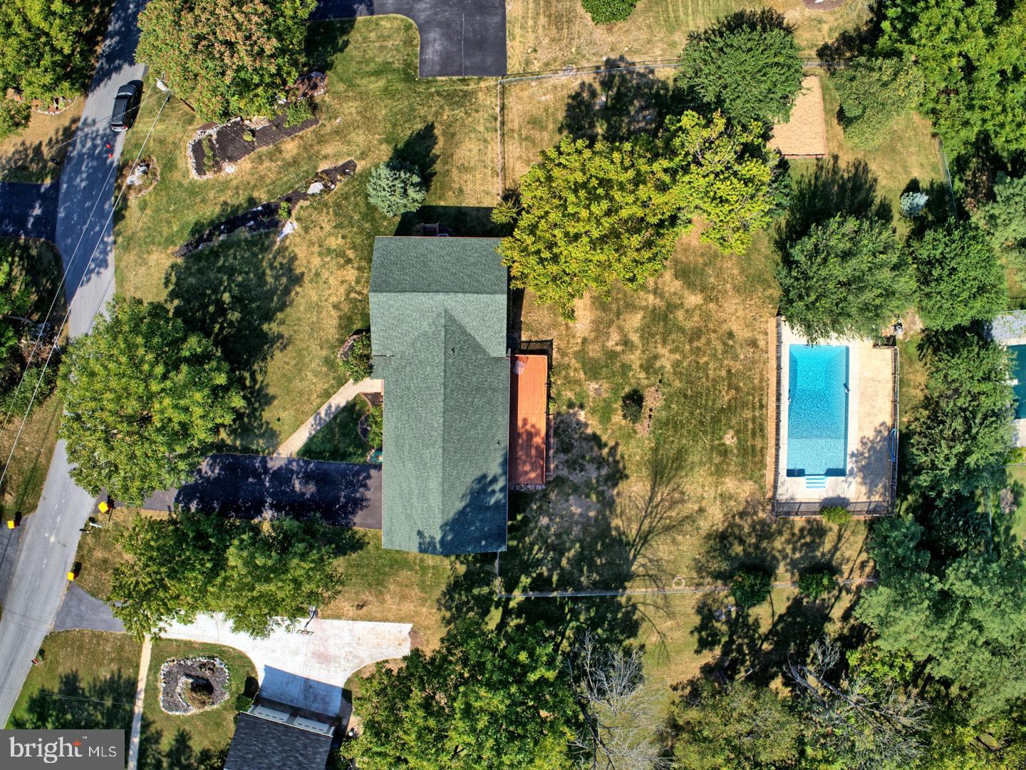 WOODBRIER MANOR - Residential