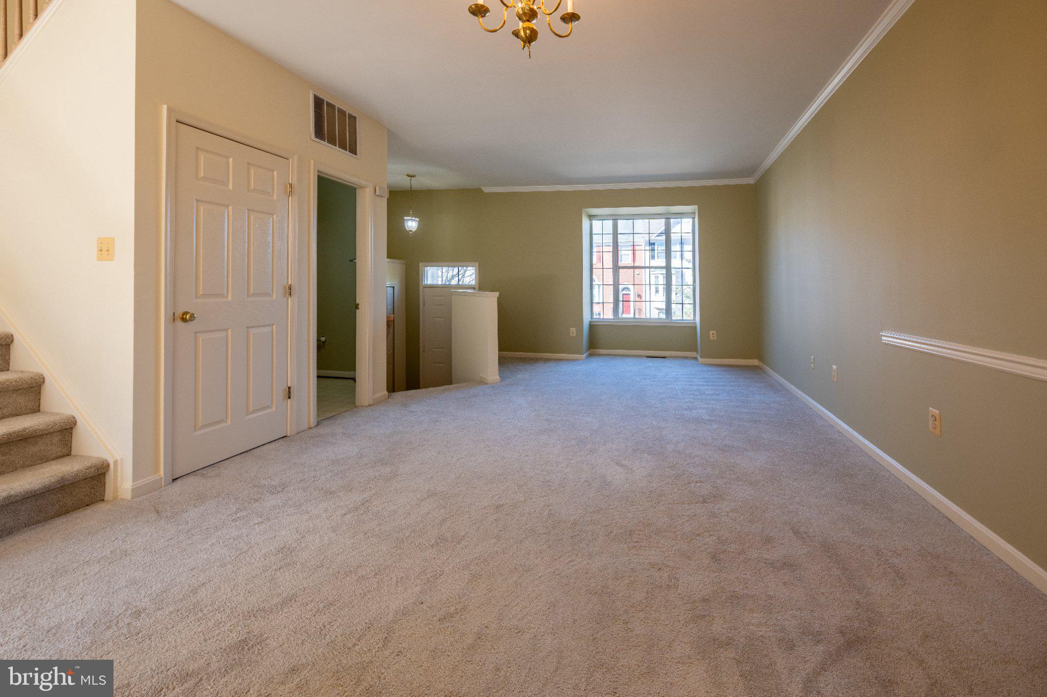 47679 COMER SQUARE