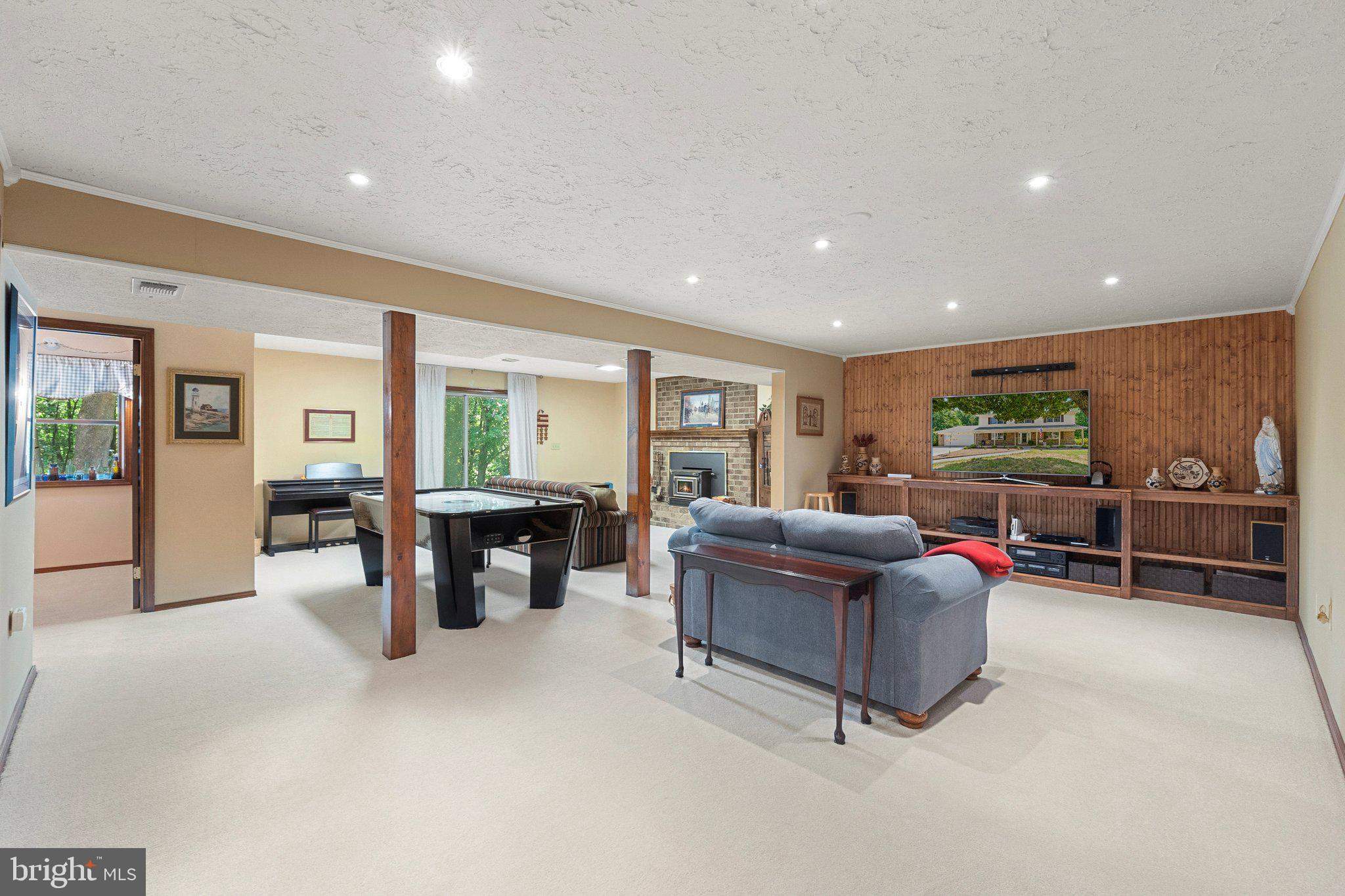 STONEBROOK FARMS - Residential