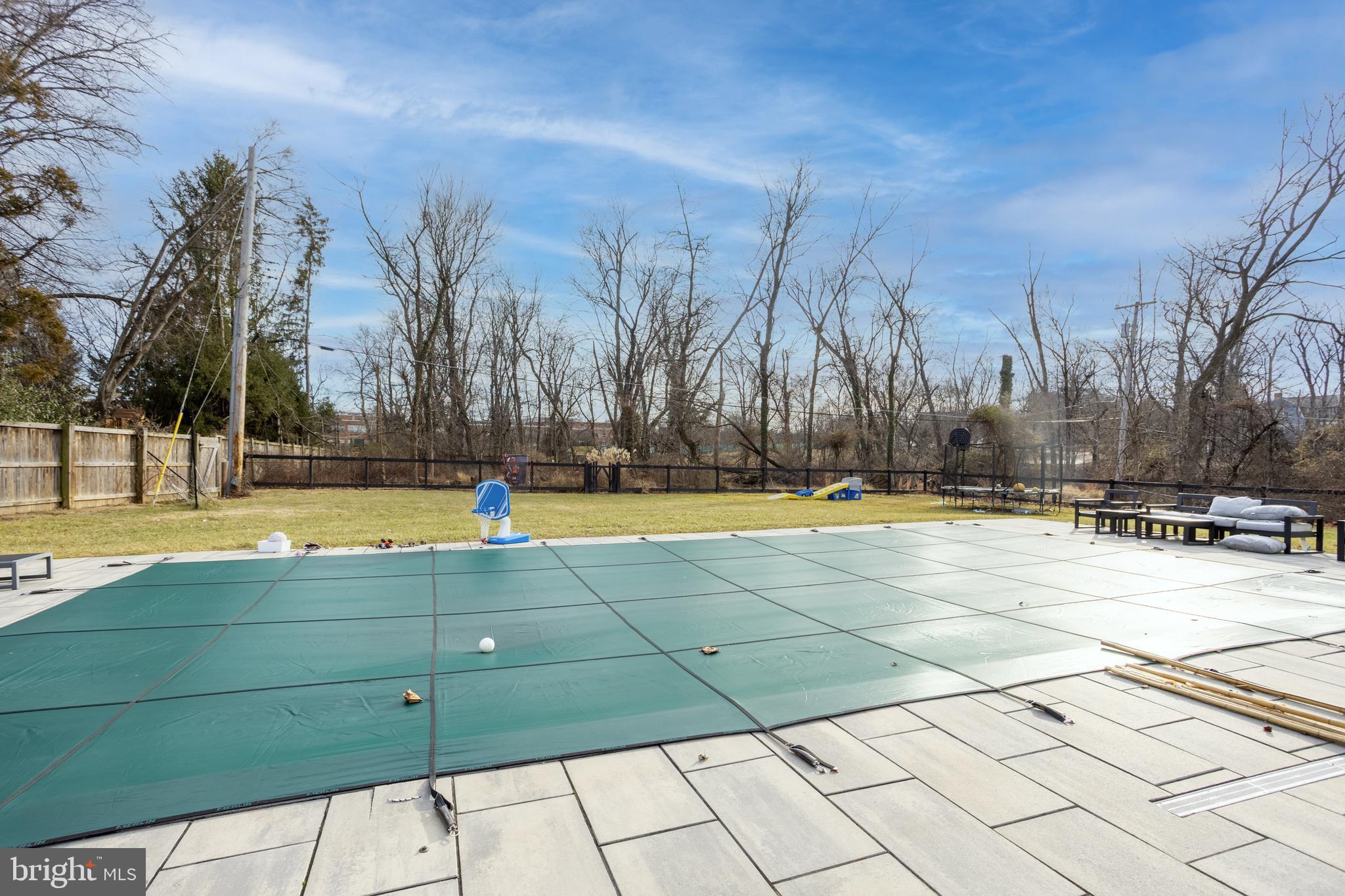 BARTON OAKS - Residential