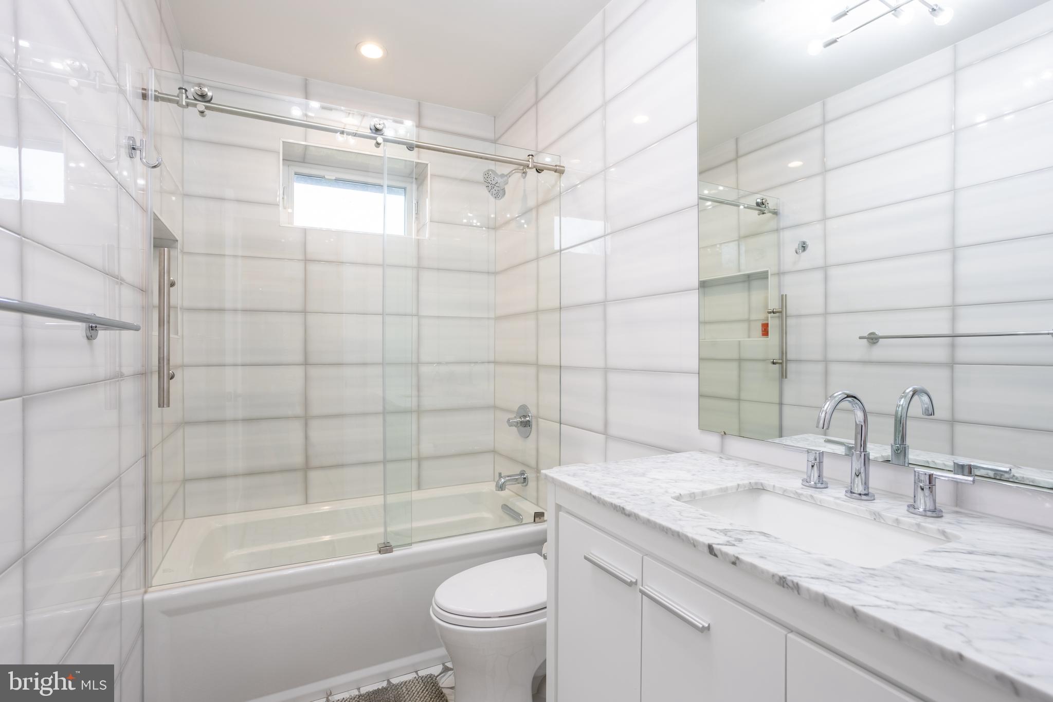 BARTON OAKS - Residential