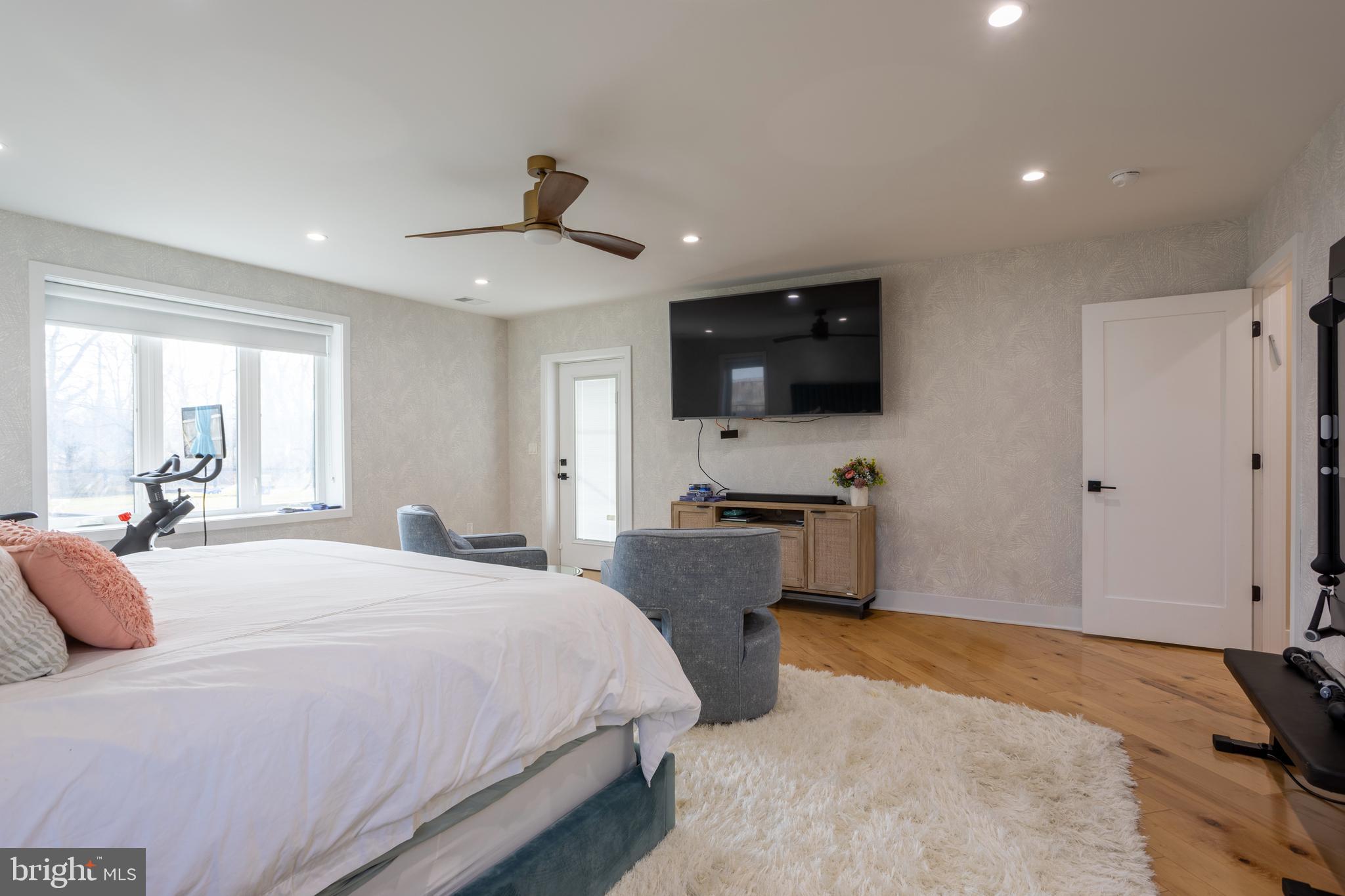 BARTON OAKS - Residential