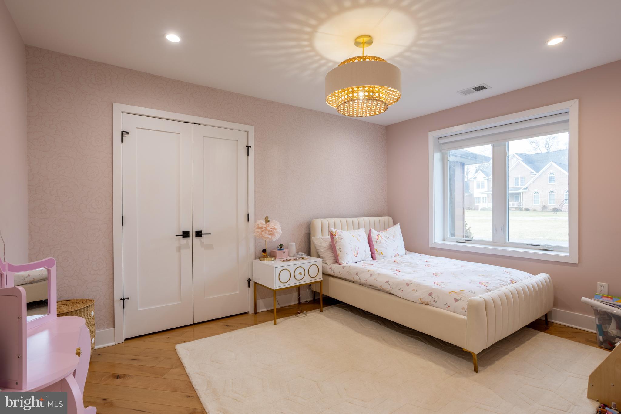 BARTON OAKS - Residential