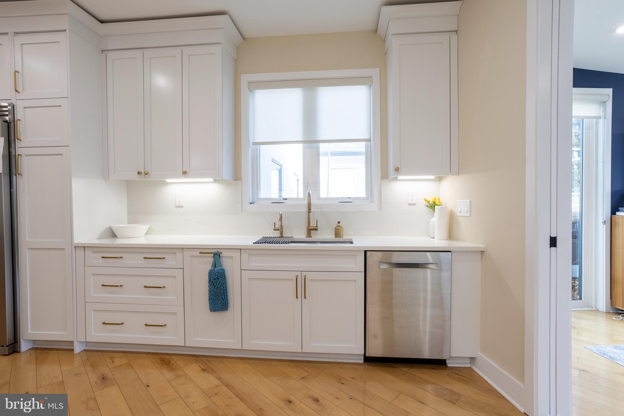 BARTON OAKS - Residential